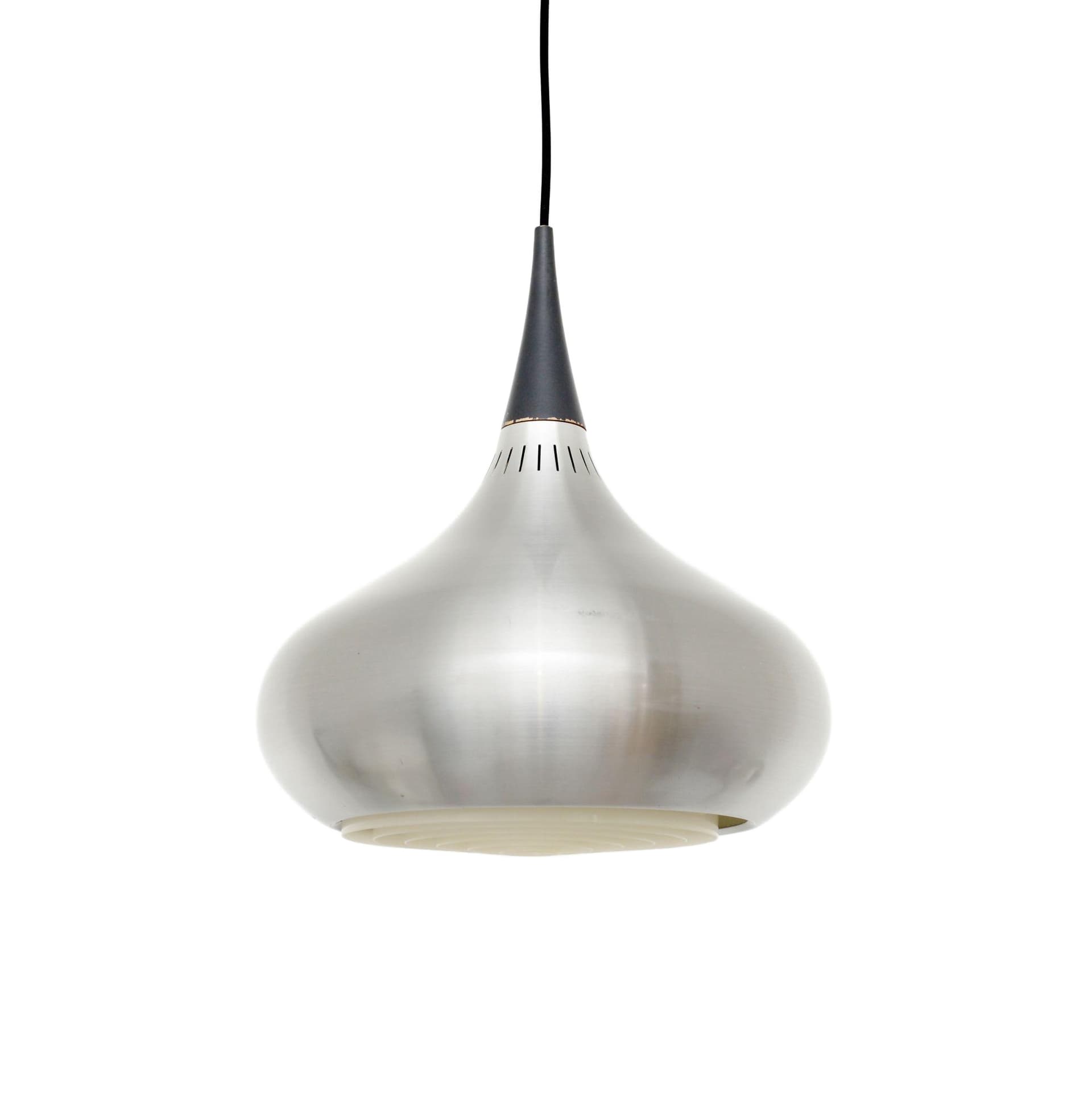 Lampa wisząca Orient, aluminium srebrny, drewno brązowy, proj. J. Hammerborg, Dania, lata 60.