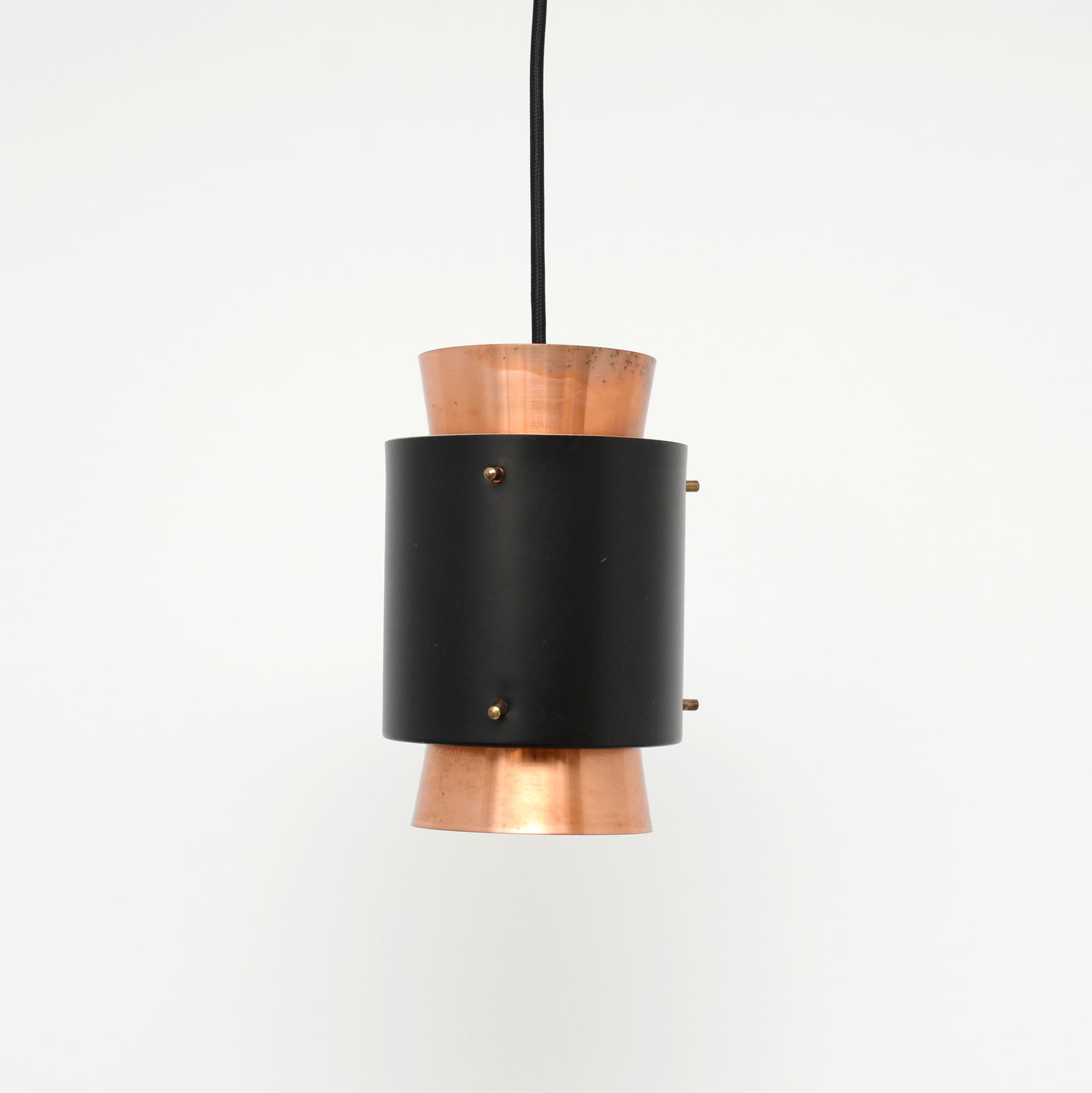 Lampa wisząca, miedź złoty, metal czarny, proj. C. Thore, Szwecja, lata 60. - 372571