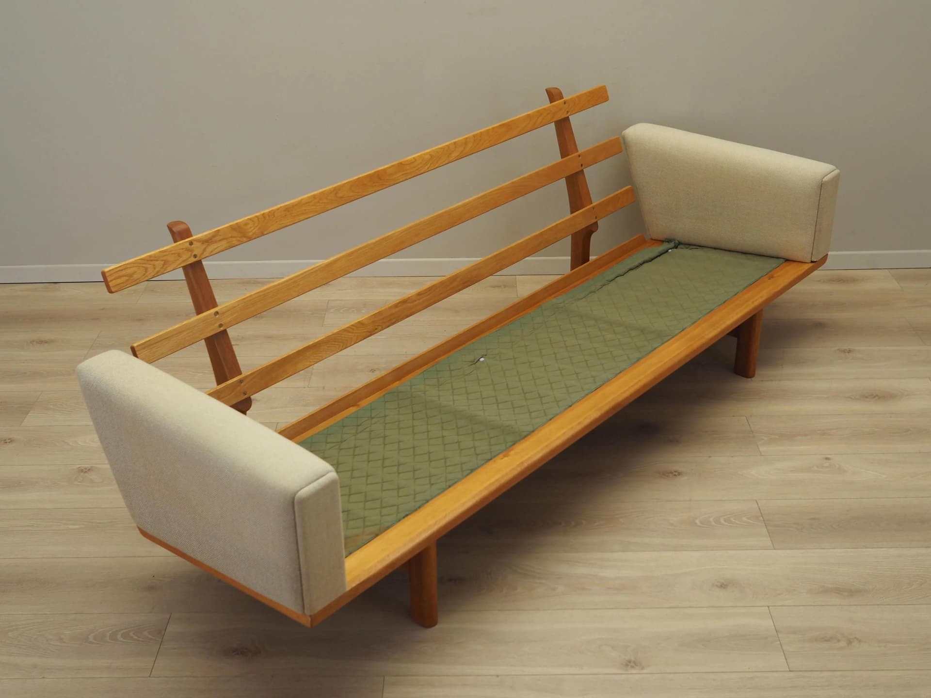 Sofa GE-236, beżowy Hallingdal, dąb, proj. H. Wegner, Dania, lata 60. - 27036