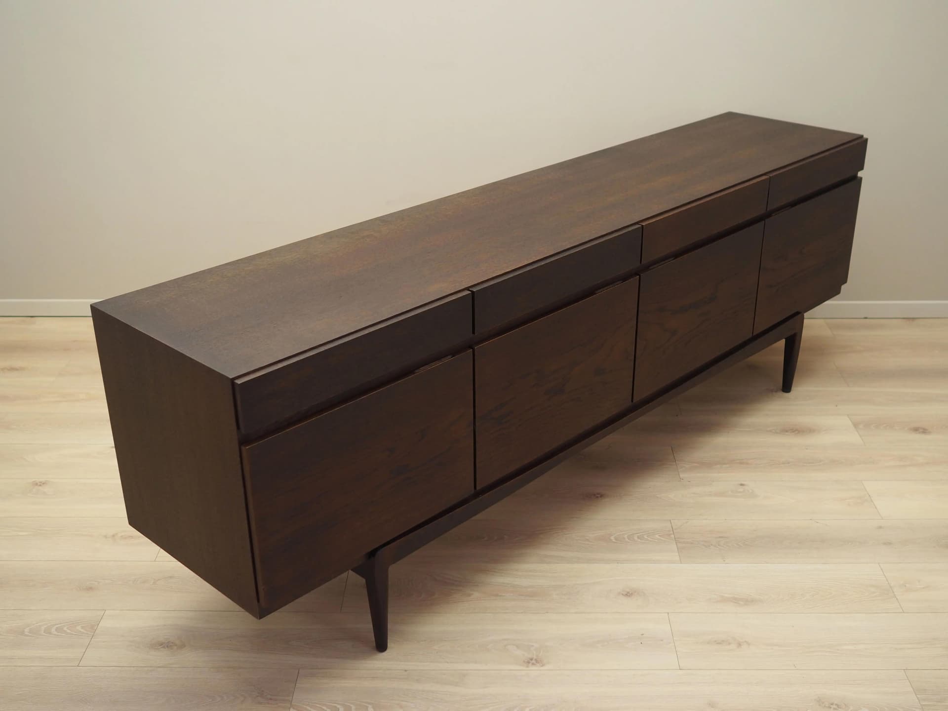 Sideboard FA-66, dąb brązowy, proj. I. Kofod-Larsen, Faarup Møbelfabrik, Dania, lata 70. - 27030