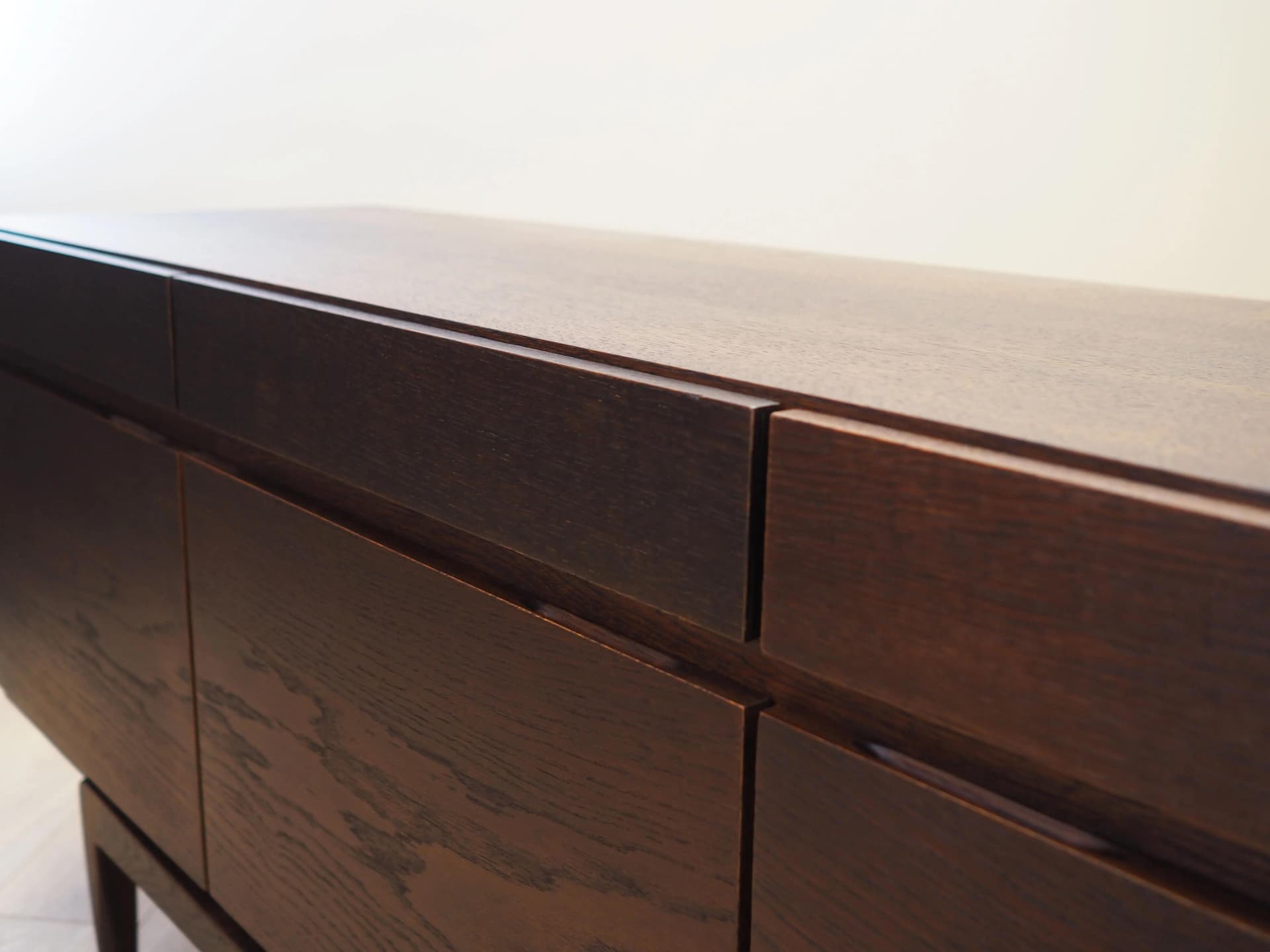 Sideboard FA-66, dąb brązowy, proj. I. Kofod-Larsen, Faarup Møbelfabrik, Dania, lata 70. - 27031