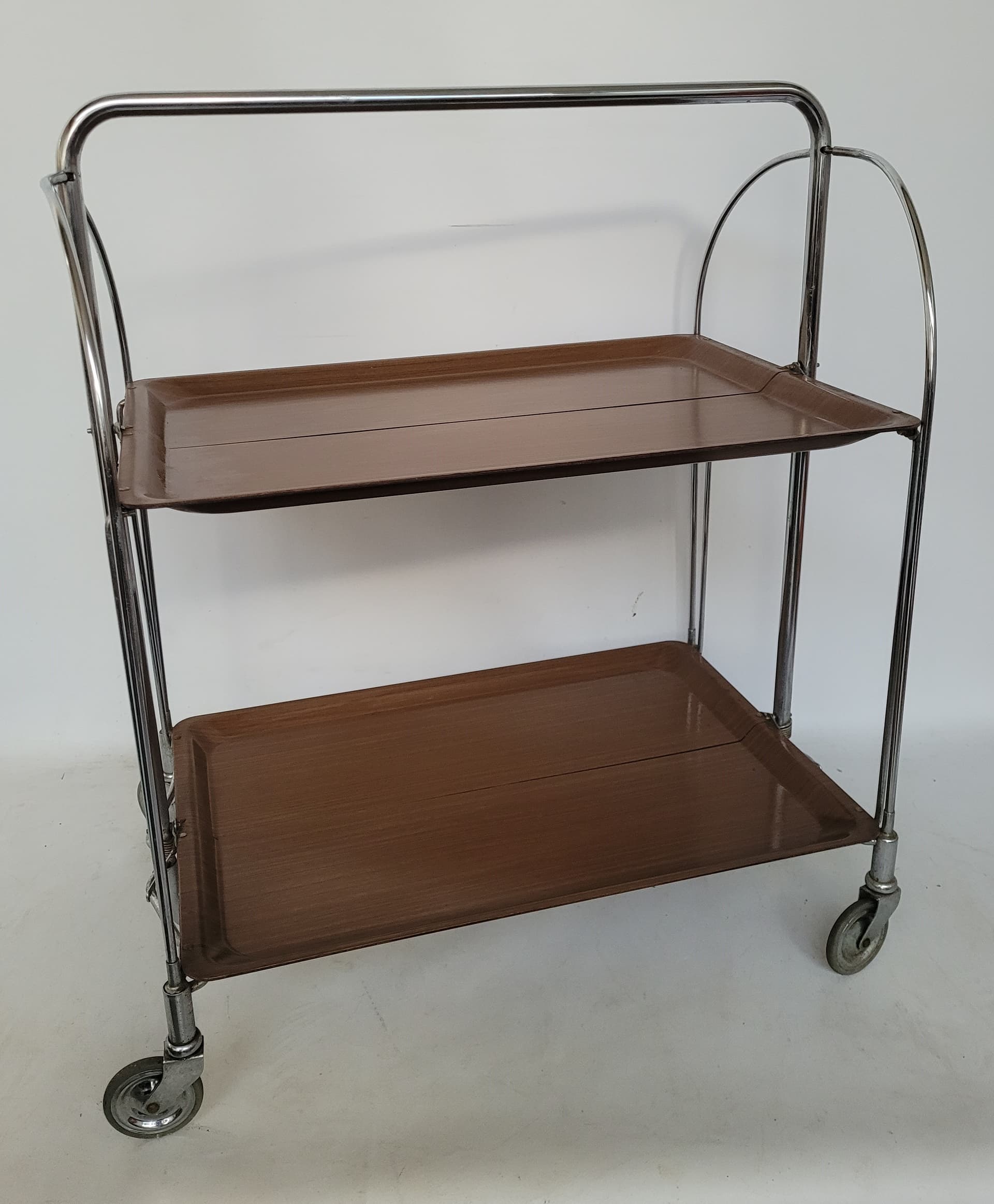 Stolik pomocniczy mobilny, brązowy, stal chromowana, lata 60. - 372735
