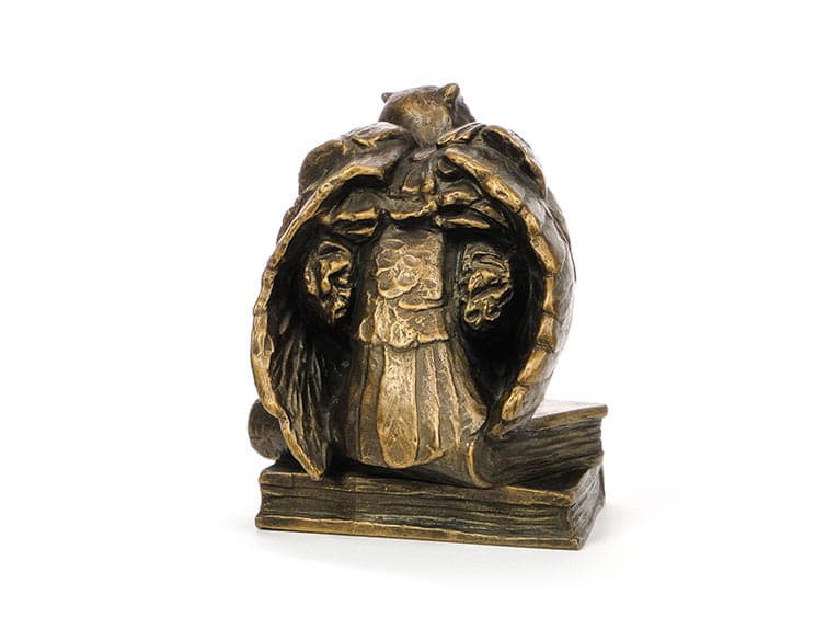 Figura sowa na książkach, brązowy złoty, ceramika, początek XX w. - 372885
