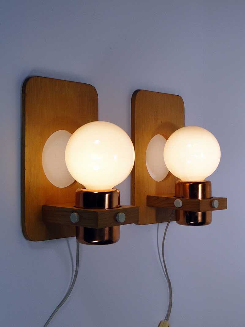 Pair of wall sconces, brown beech, golden copper, Poland, 1960s. - 372969