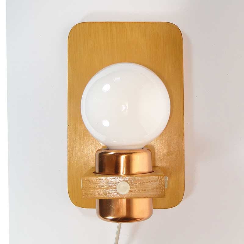 Pair of wall sconces, brown beech, golden copper, Poland, 1960s. - 372973