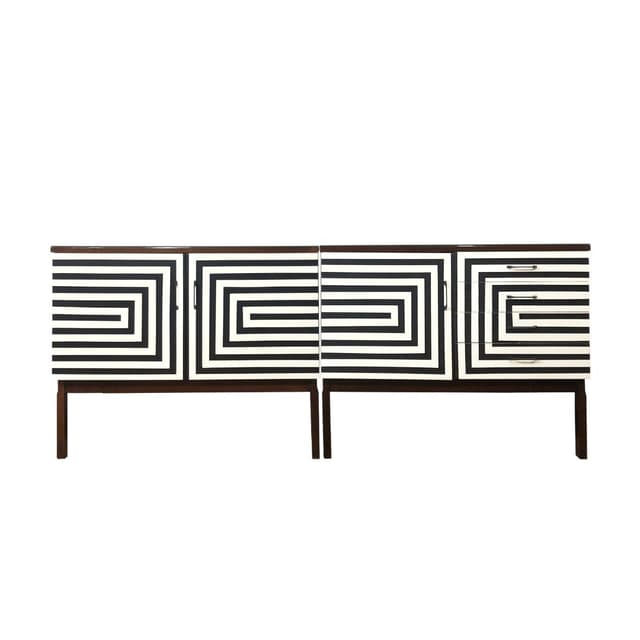 Sideboard Op Art, brązowy, drewno, szkło czarne, Polska, lata 70. - WYMIARY