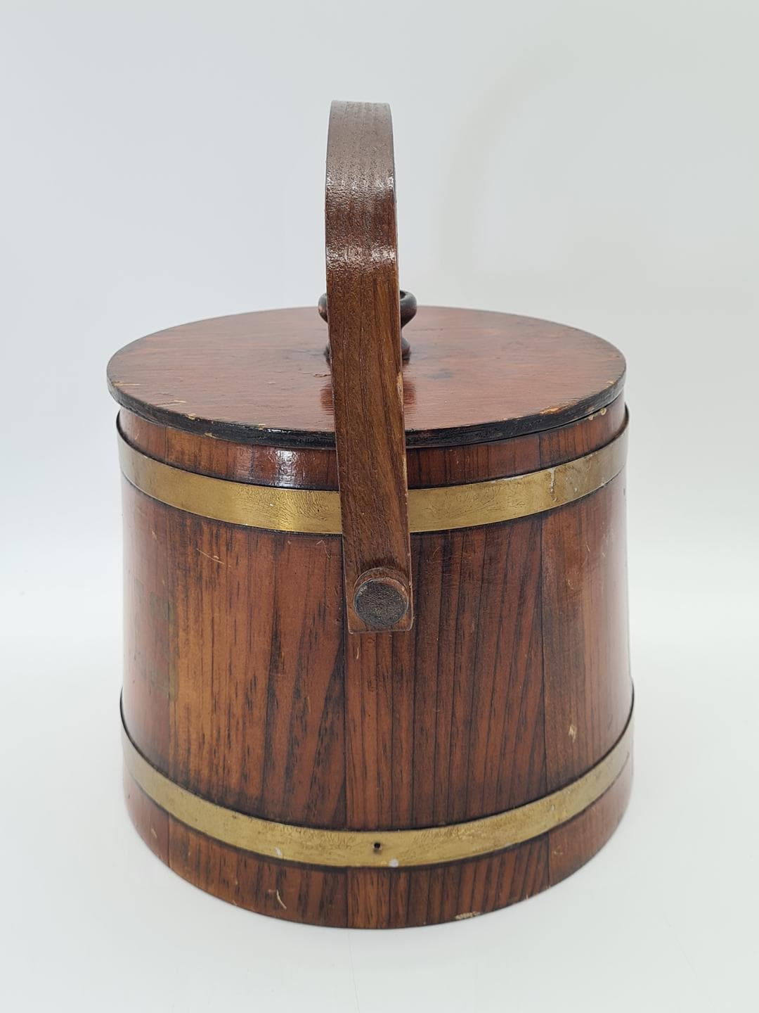 Cookie jar, brown, wood brass, Basketville, USA, 1960s. - 373978