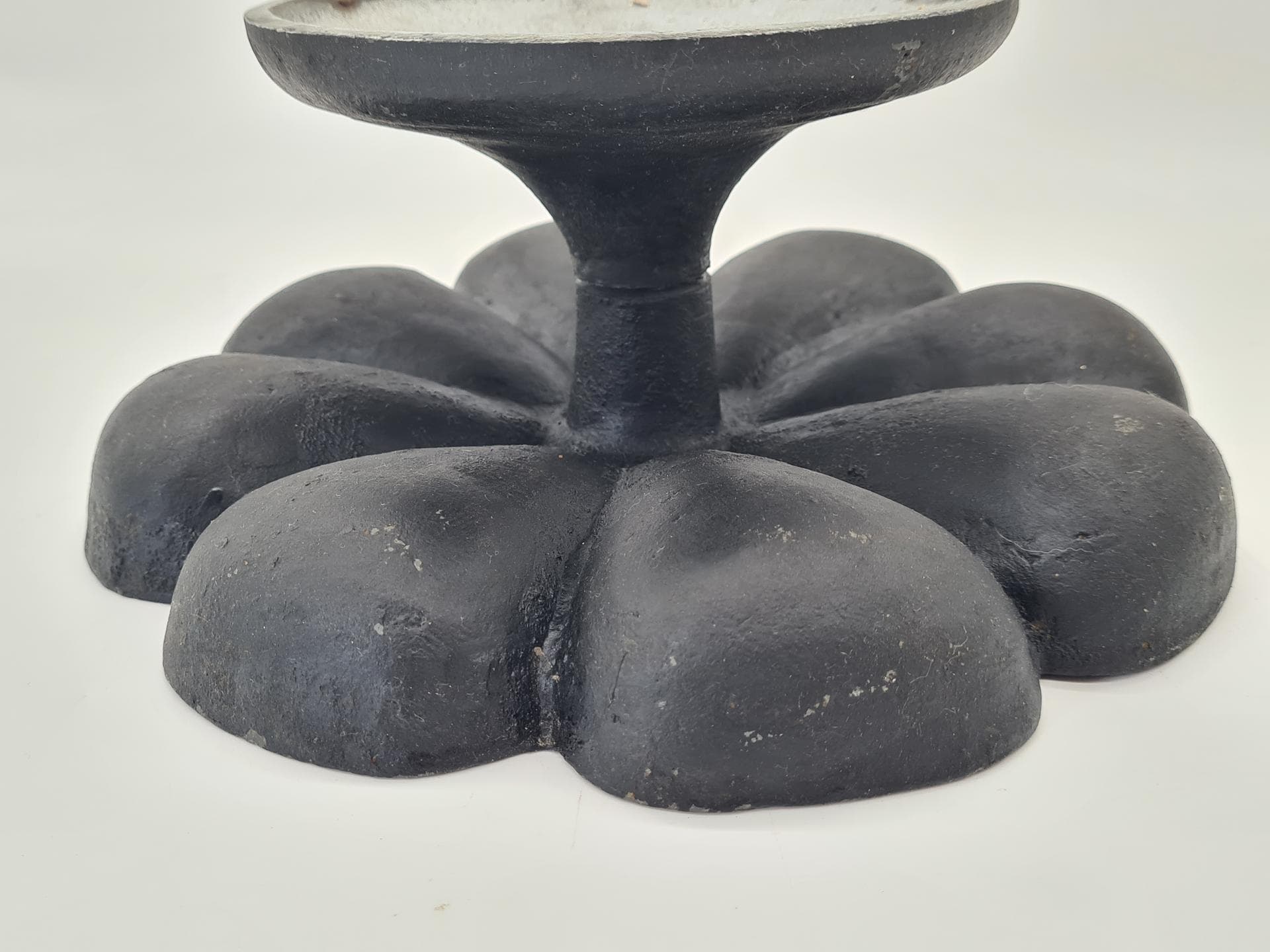 Rotating cobbler's organizer, black cast iron, USA, early 20th c. - 374000