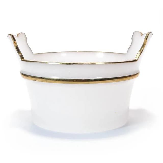 Jardiniere Biedermeier, white opaline glass, Austria, 19th c. - DIMENSION