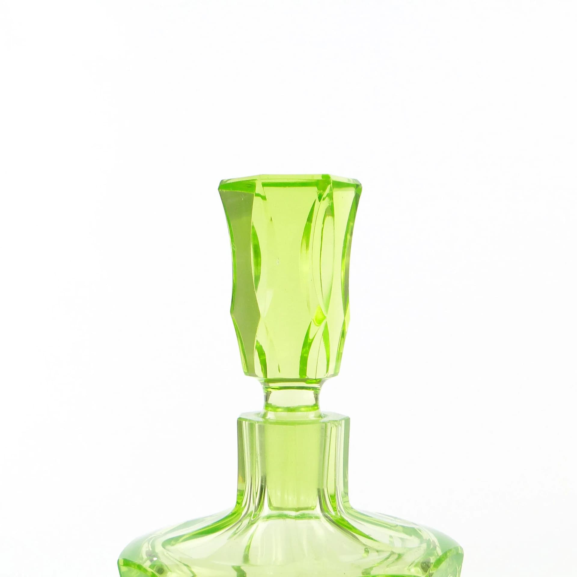 Karafka art déco, szkło uranowe żółty, Polska, lata 30. - 27206