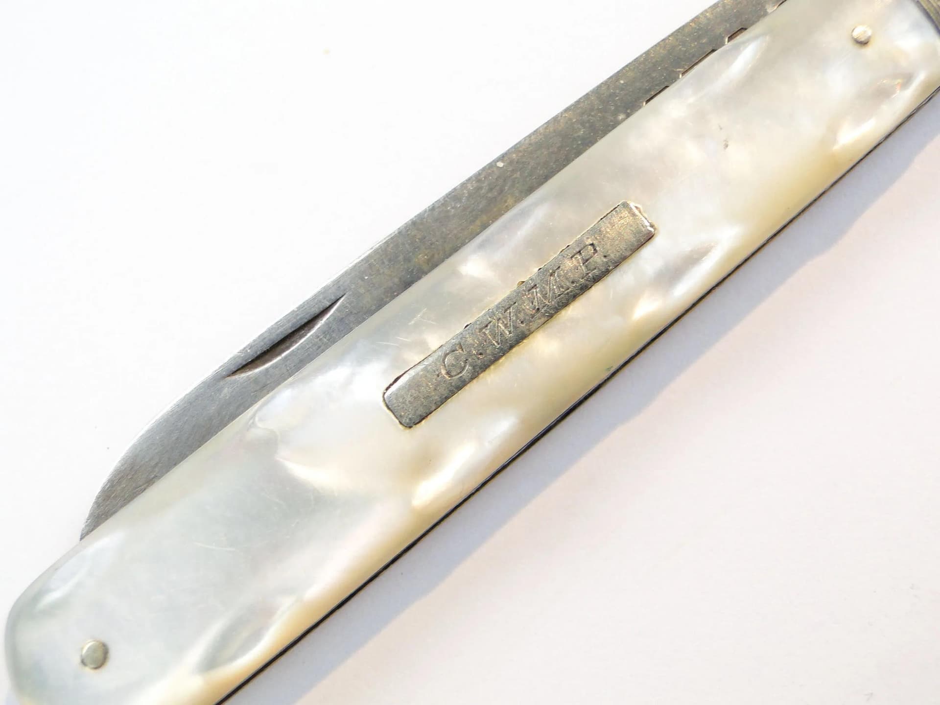 Perłowy scyzoryk srebrny, Sheffield, Anglia, lata 20. - 27198