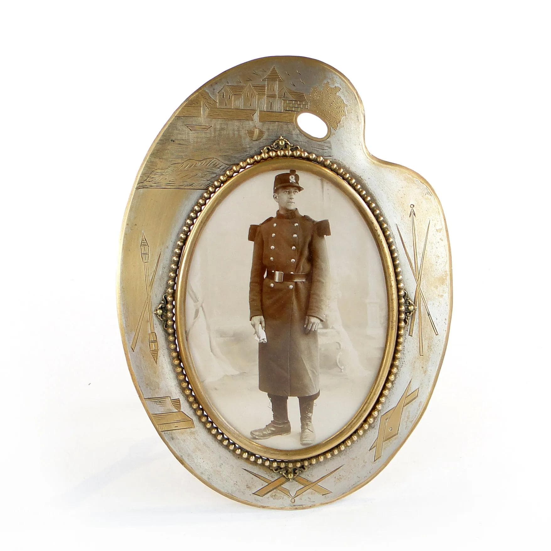 Photo frame, painter's palette, copper brass, France, 19th c.