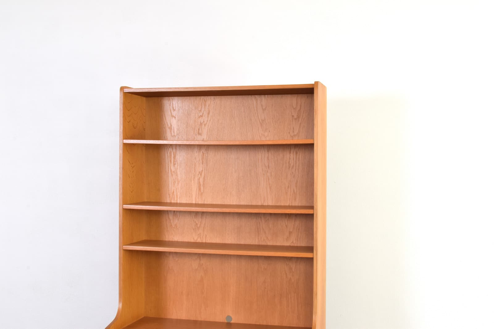 Biblioteczka, dąb brązowy, Dania, lata 60. - 375644