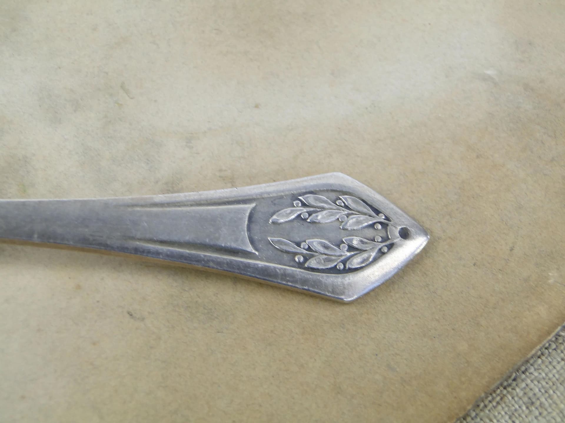 Srebrzona łopatka do cukiernicy w stylu art deco, Norblin & Ska, Polska, lata 30. - 27603