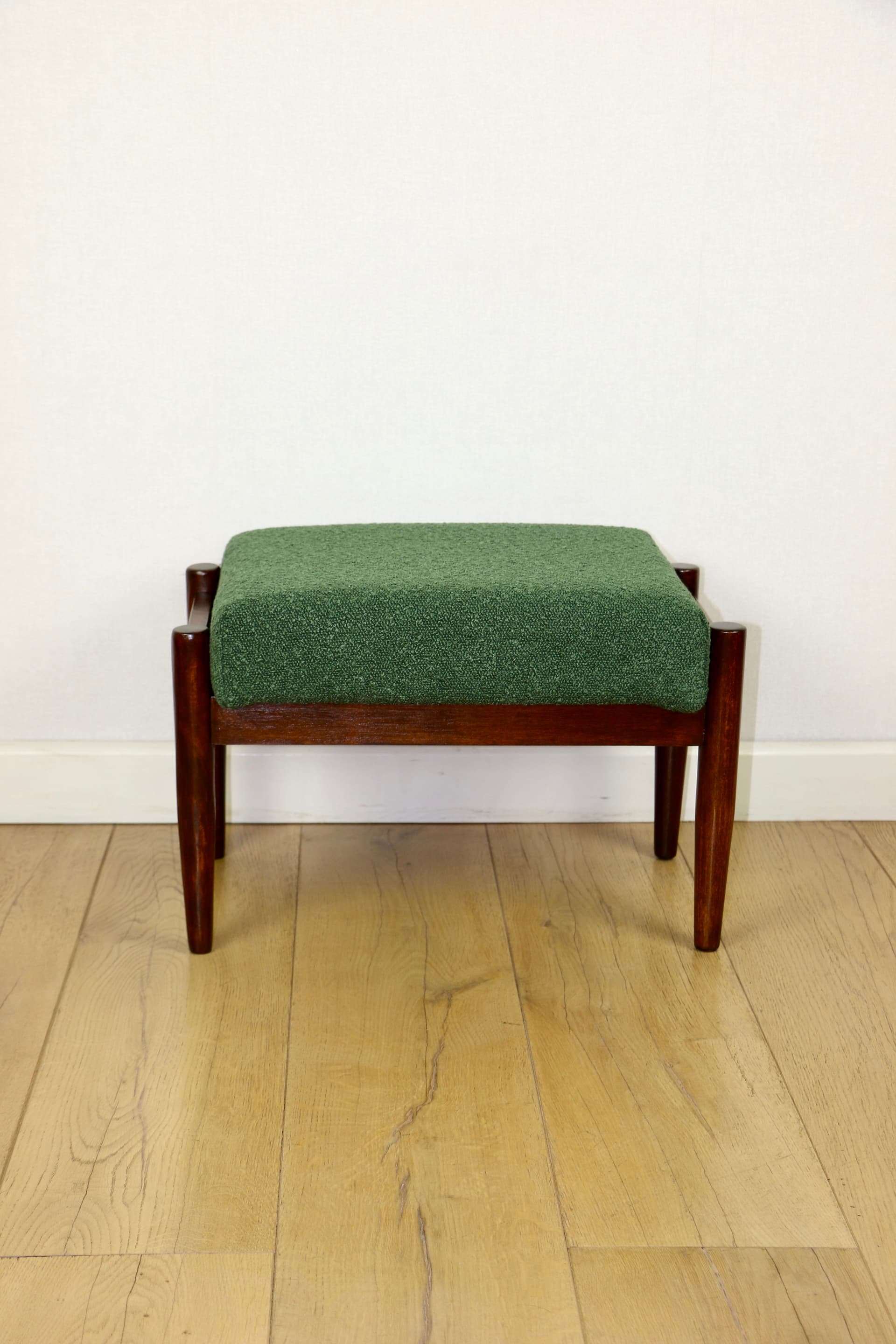 Stool, green bouclé, brown beech, by E. Homa, Poland, 1970s - 377470