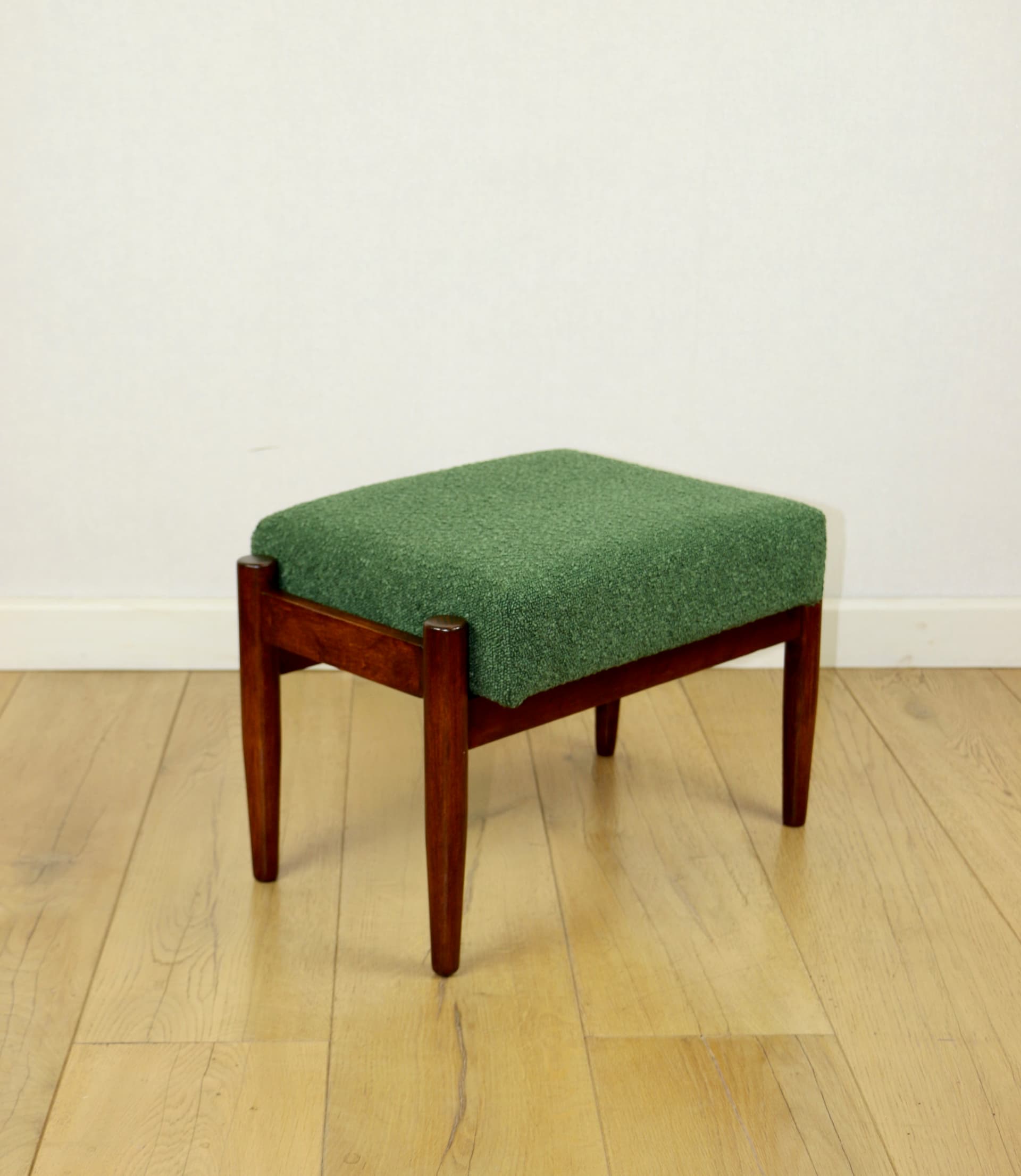 Stool, green bouclé, brown beech, by E. Homa, Poland, 1970s - 377468