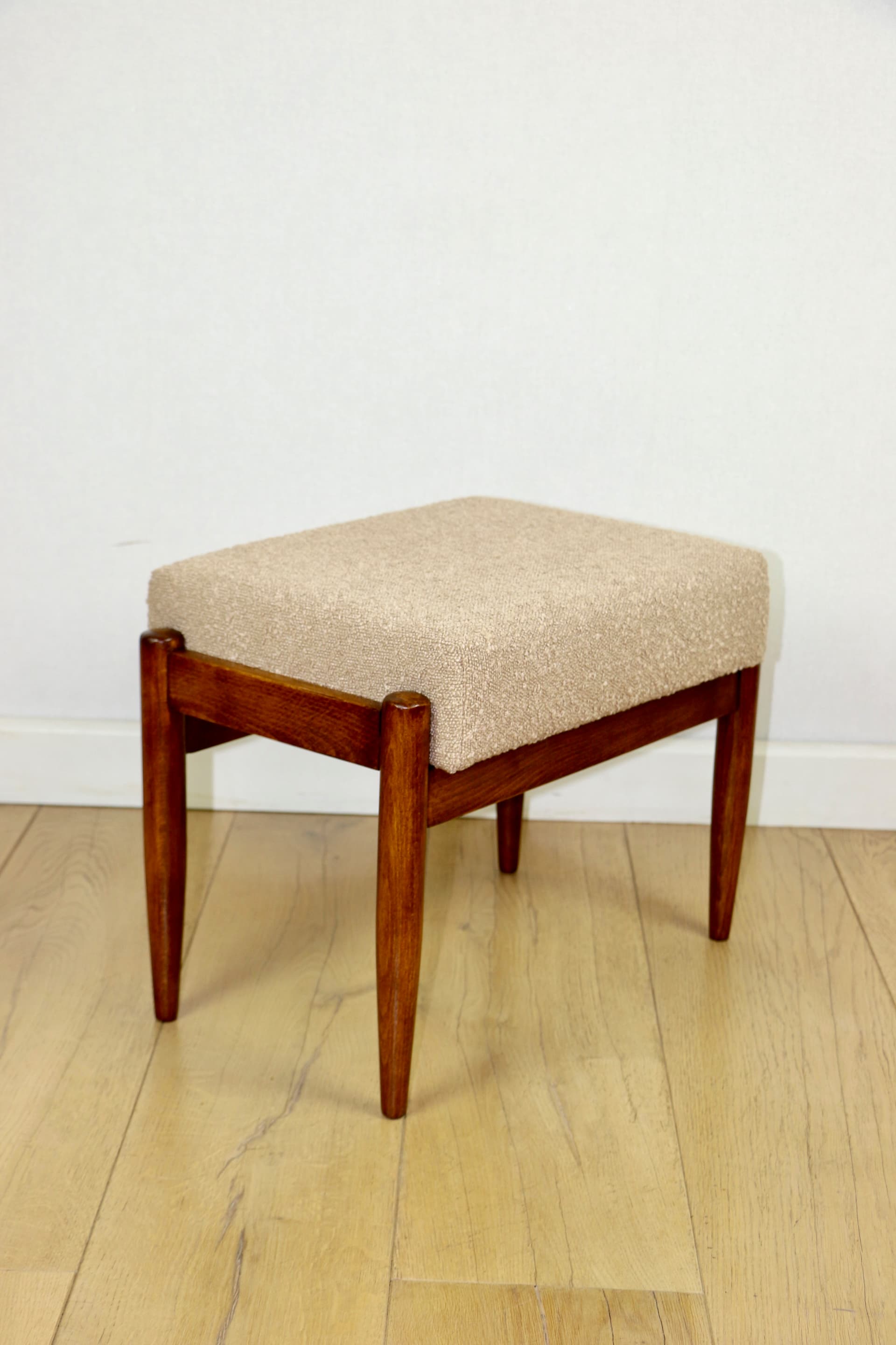 Stool, beige-gold bouclé, brown beech, by E. Homa, Poland, 1970s - 377483