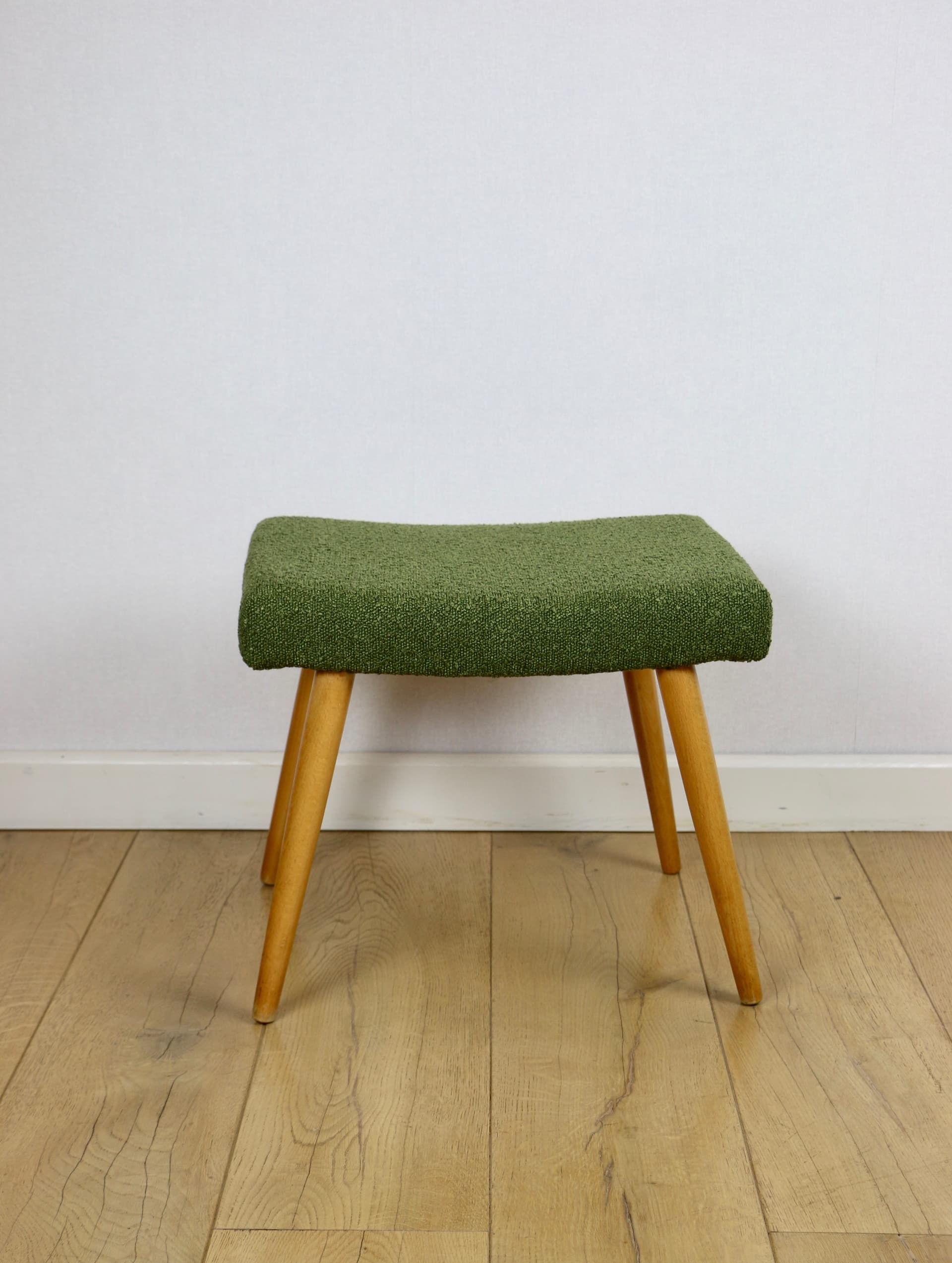 Stool, green bouclé, natural beech, Poland, 1970s - 377532