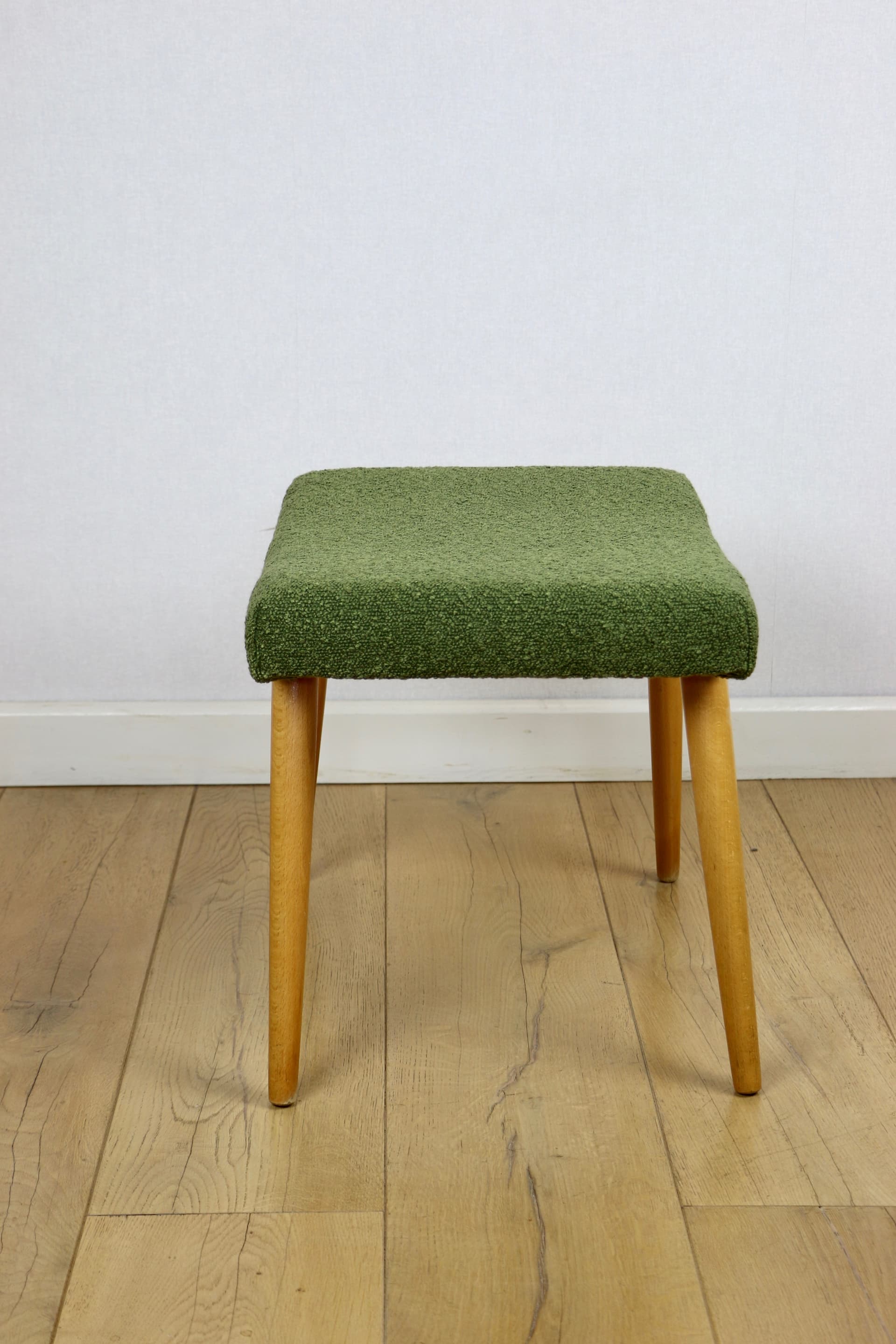 Stool, green bouclé, natural beech, Poland, 1970s - 377534