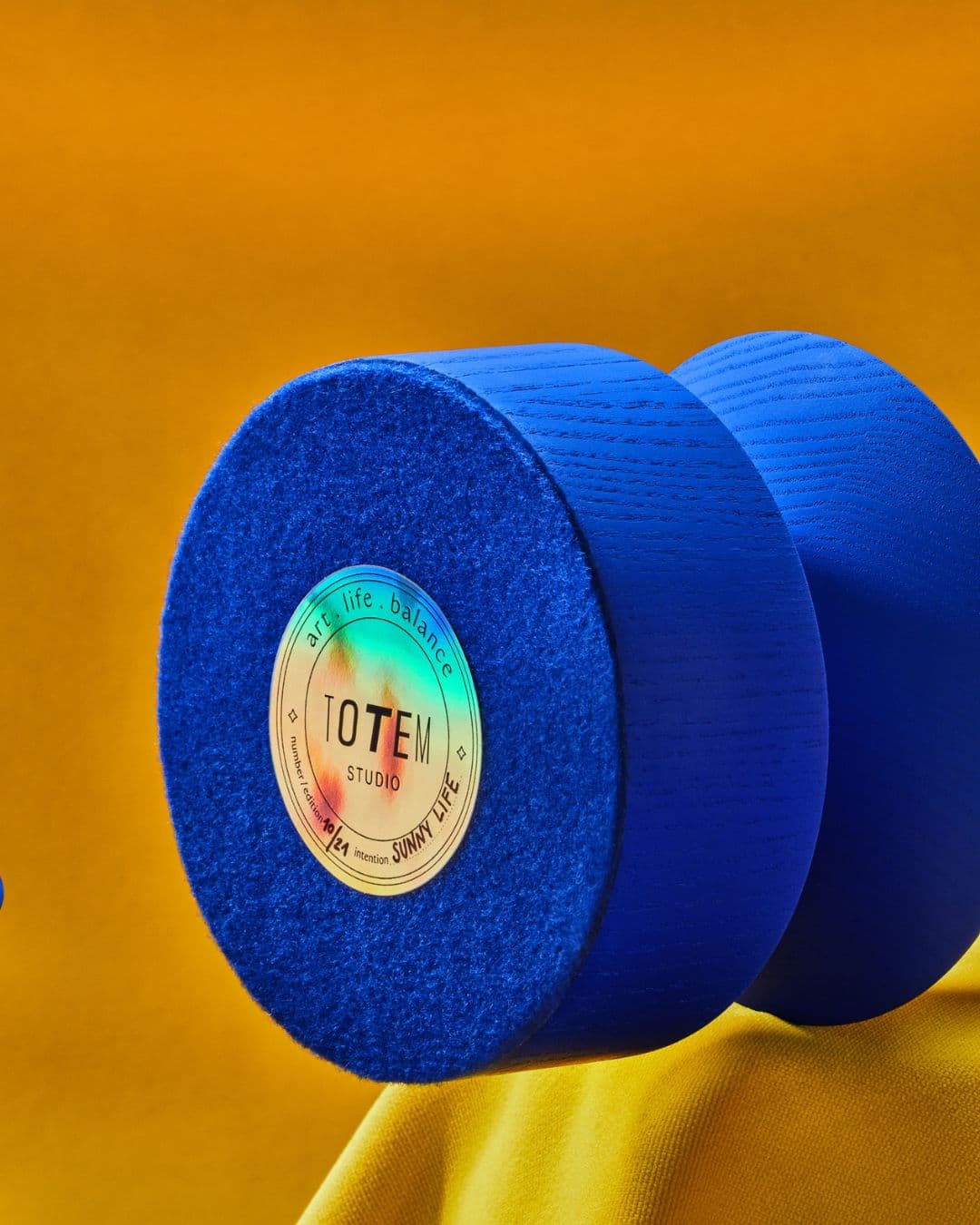 Totem Pląsy Polskie Oberek, proj. A. Pietrzyk & K. Skowrońska, Totem Studio - 3152