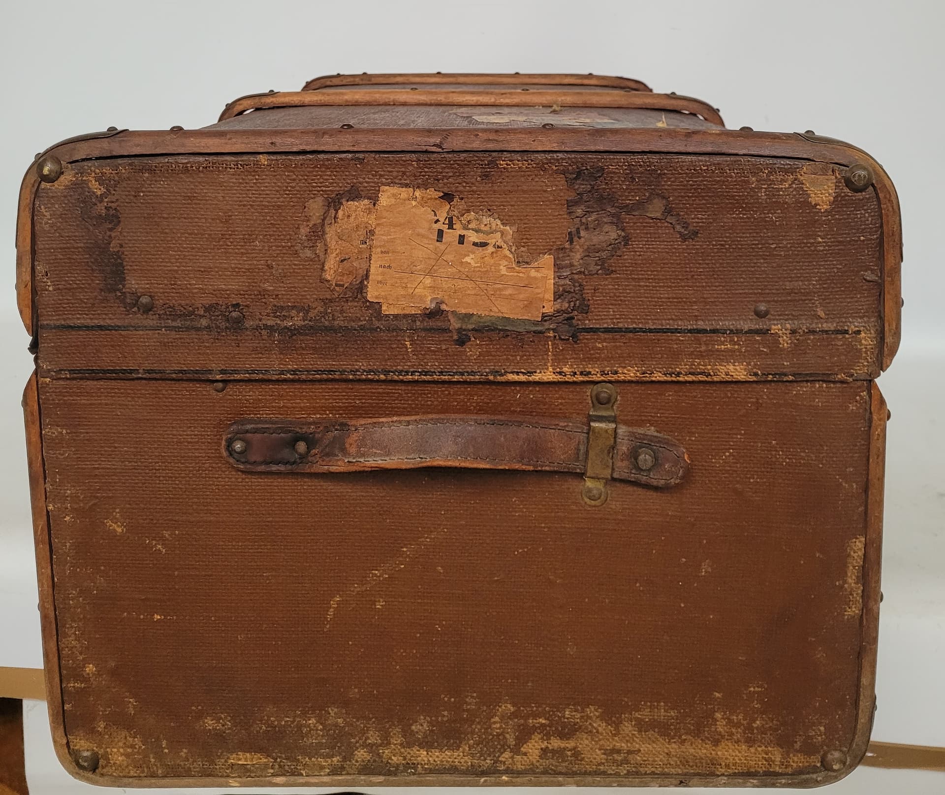 Travel trunk, brown, canvas, wood, leather, brass, 1920s - 377605