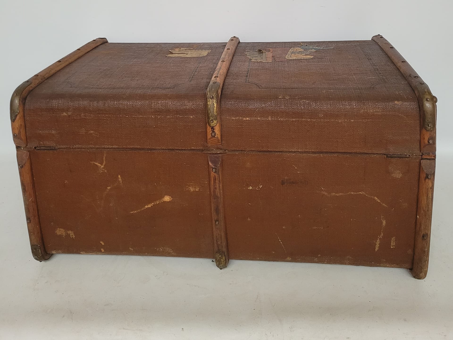 Travel trunk, brown, canvas, wood, leather, brass, 1920s - 377613