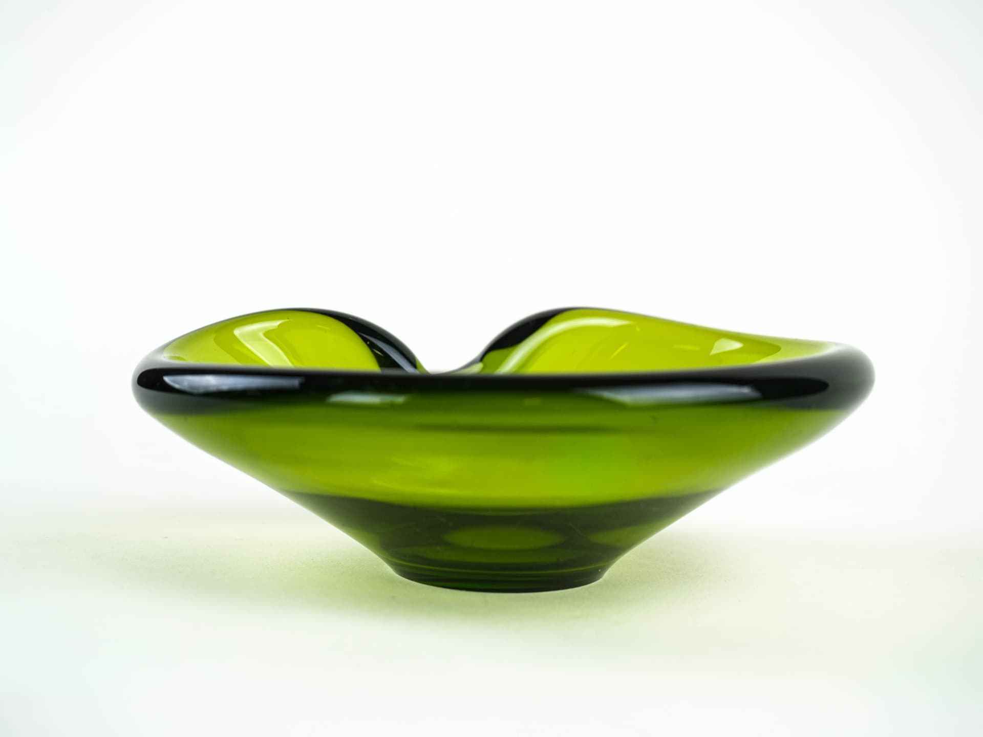 Dish Holmegaard, green glass, Denmark, 1970s. - 377699