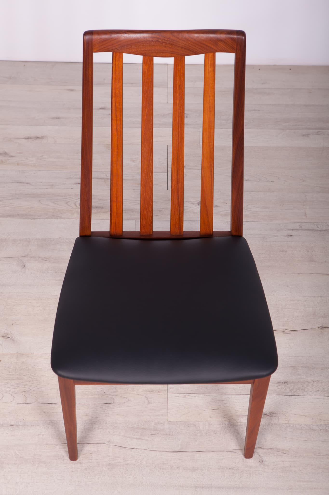 Set of Six Chairs, teak, black leather, by L. Dandy, G-Plan, United Kingdom, 1960s. - 377717