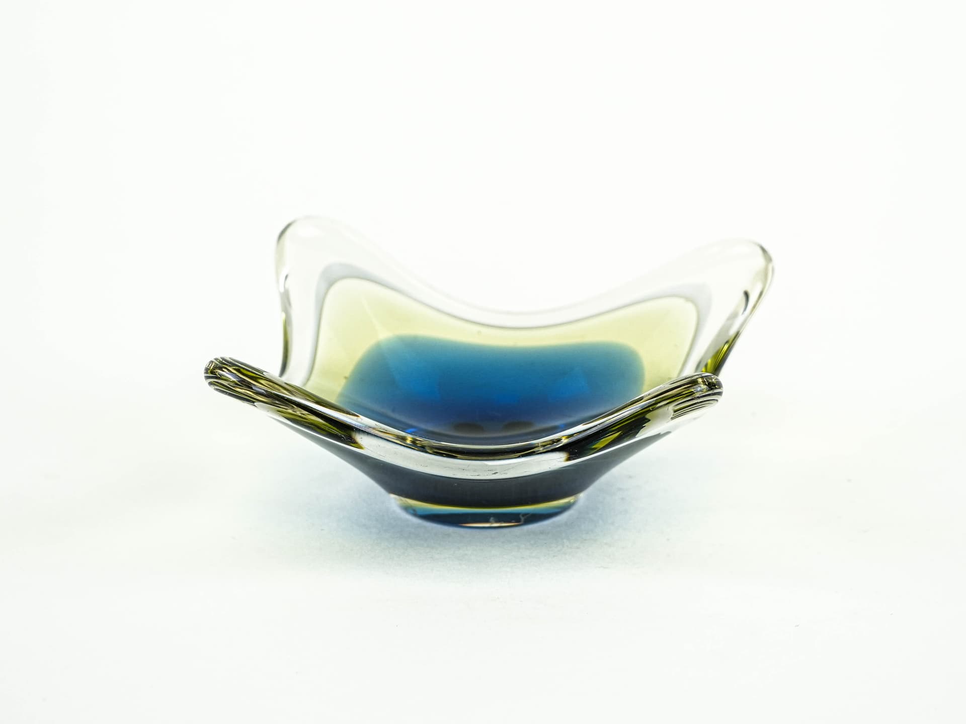 Decorative Dish, Organic Form, blue yellow green white clear glass, Europe, 1970s. - 377733