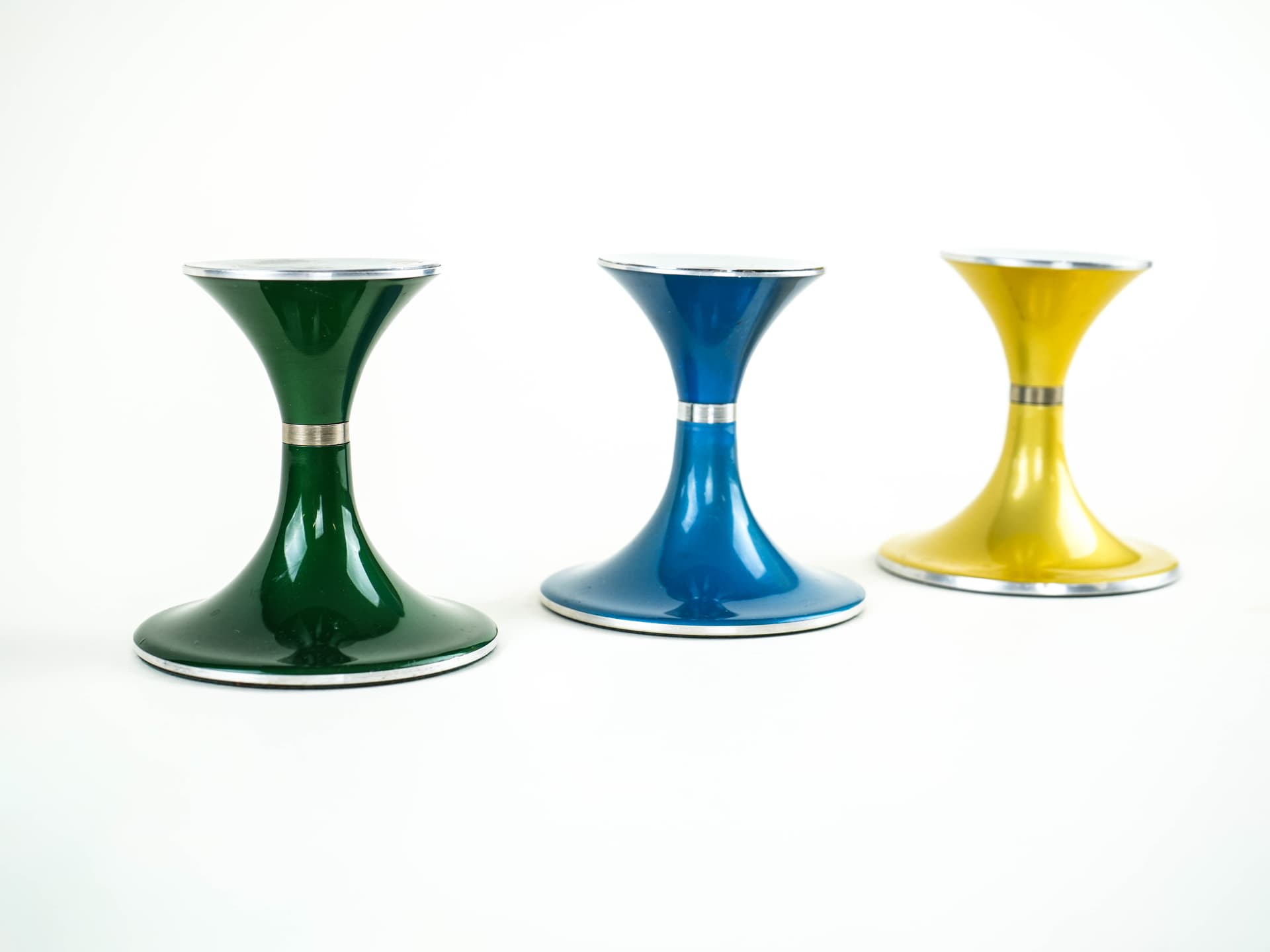 set of candlesticks Space Age, green blue yellow, lacquered metal, by B. Engø, Norway, 1970s. - 377782