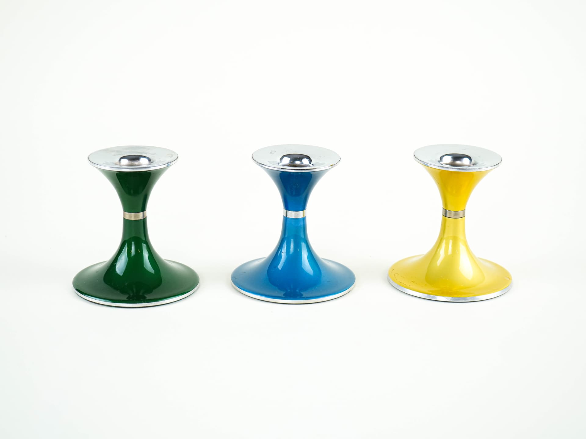 set of candlesticks Space Age, green blue yellow, lacquered metal, by B. Engø, Norway, 1970s. - 377778