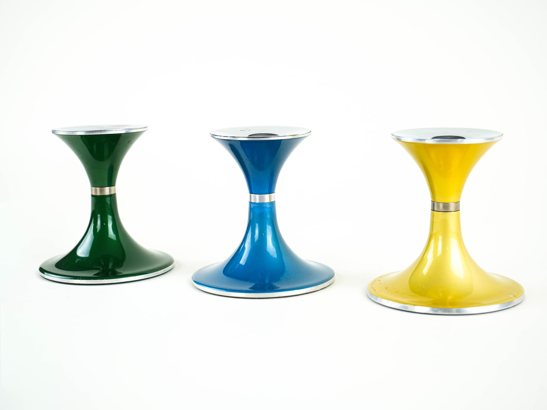 set of candlesticks Space Age, green blue yellow, lacquered metal, by B. Engø, Norway, 1970s. - 377779