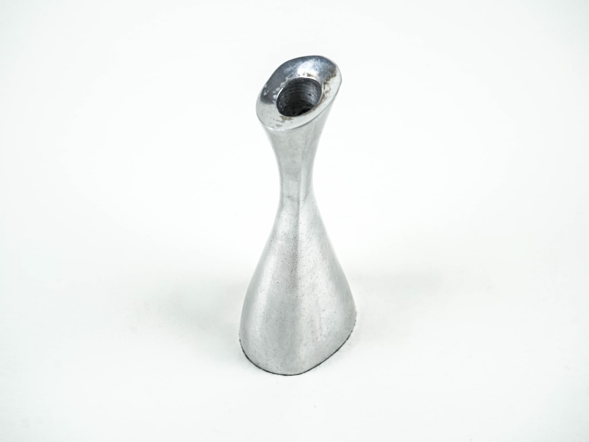 Candlestick Organic Modern, silver aluminium, Europe, 1970s. - 377818