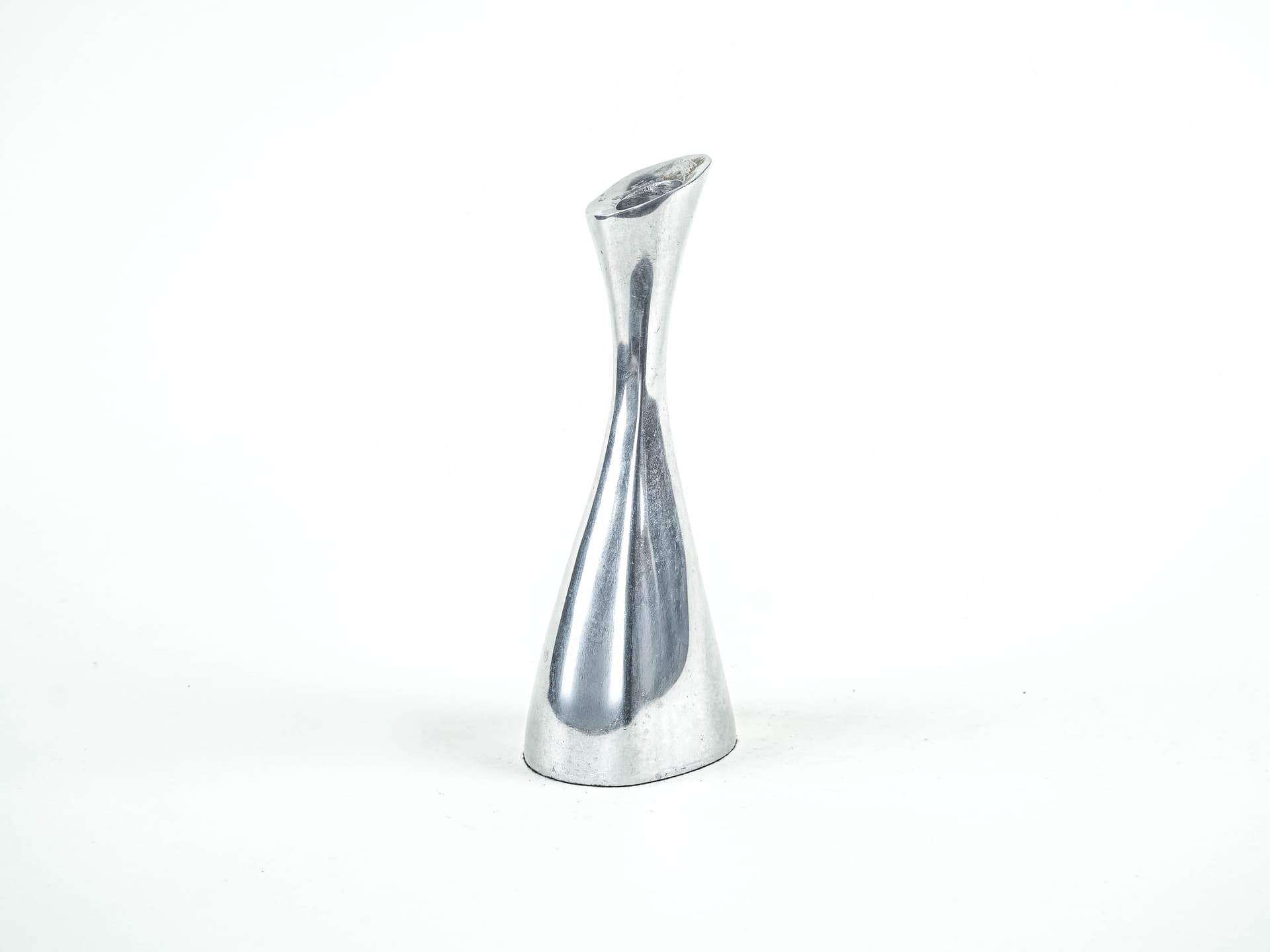 Candlestick Organic Modern, silver aluminium, Europe, 1970s. - 377817