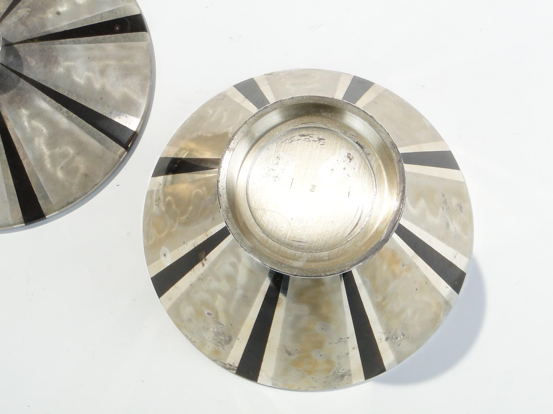 Bonbonniere Ikora, black, enamel, silver-plated metal, WMF, Germany, 1930s. - 377874