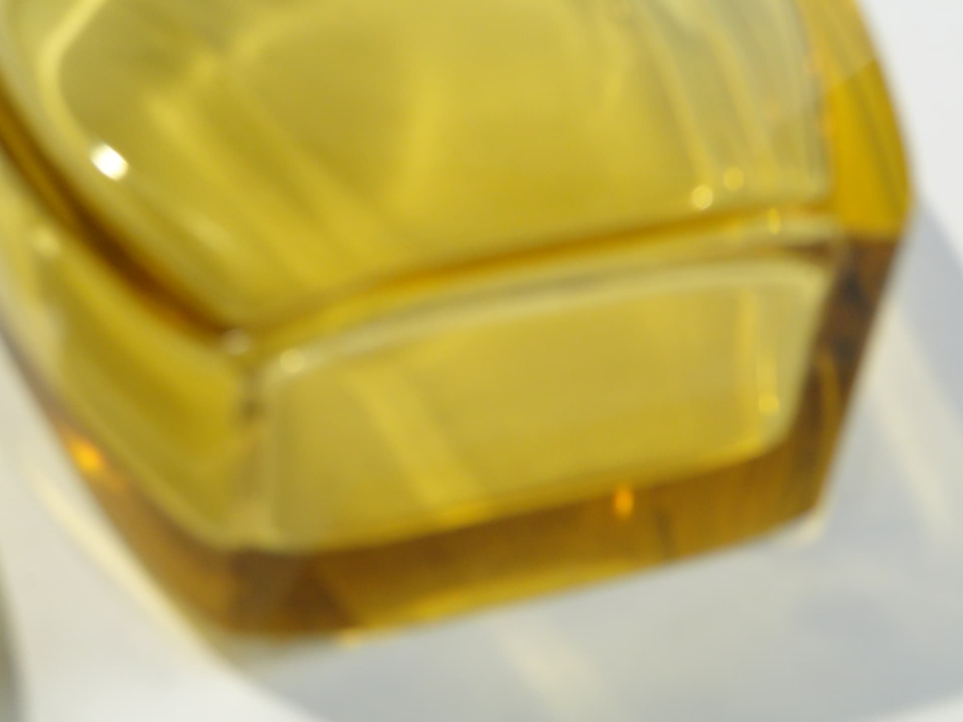 Decanter Art Deco, yellow crystal, attributed to Moser, 1930s - 377898