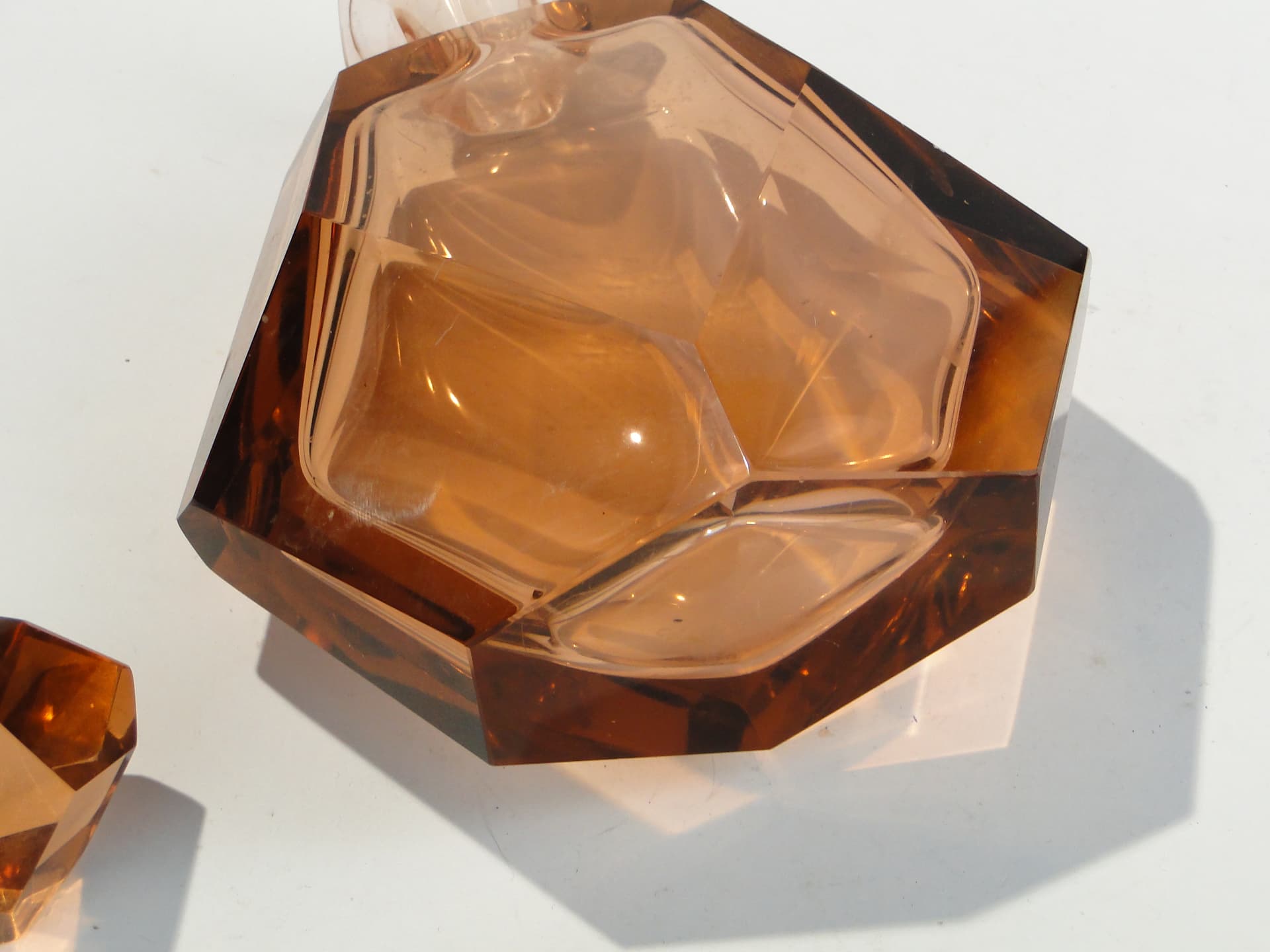 Decanter Art Deco, rosaline, crystal, attributed to Moser, Czechoslovakia, 1930s - 377920