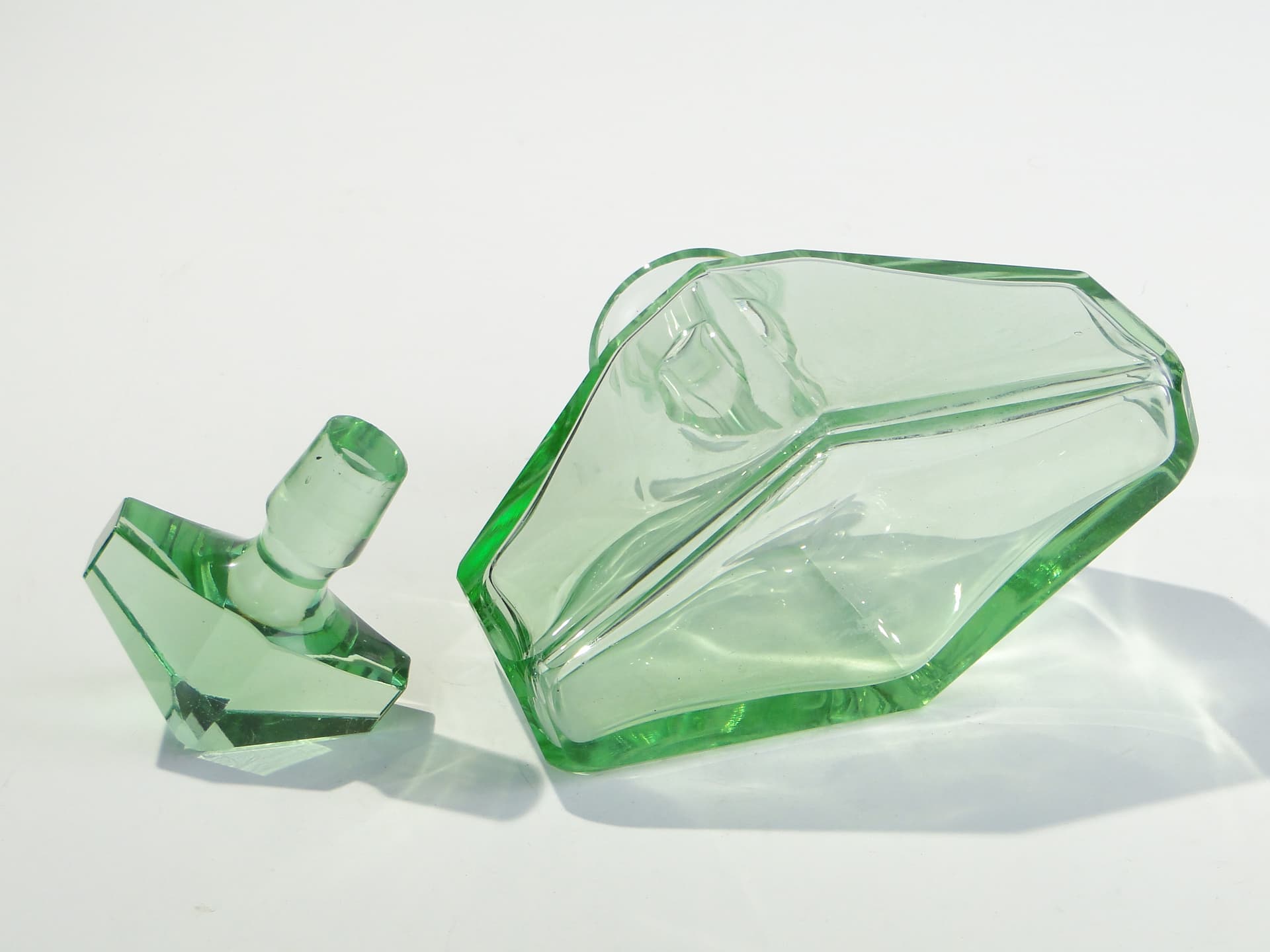 Decanter, green crystal, Moser, Czechia, 1930s - 377944