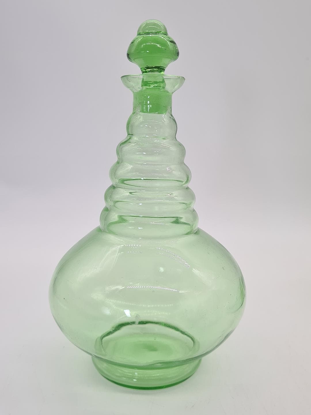 Zestaw likierowy Art déco, szkło zielone, Czechy, lata 20. - 378153