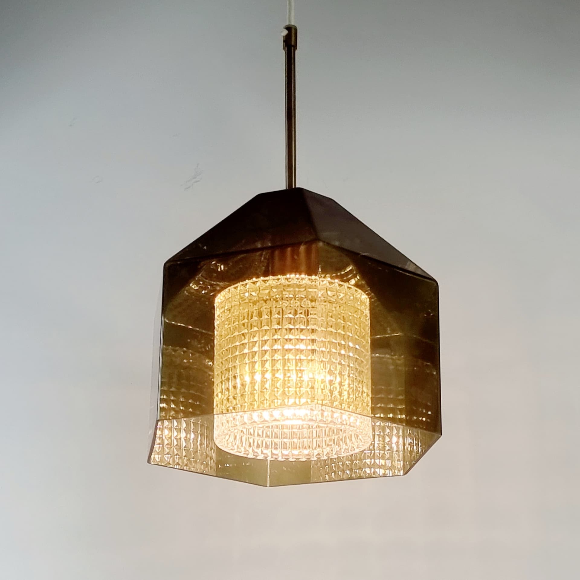 Lampa sufitowa, szkło zielone, mosiądz złoty, proj. C. Fagerlund, Orrefors, Szwecja, lata 60. - 378194