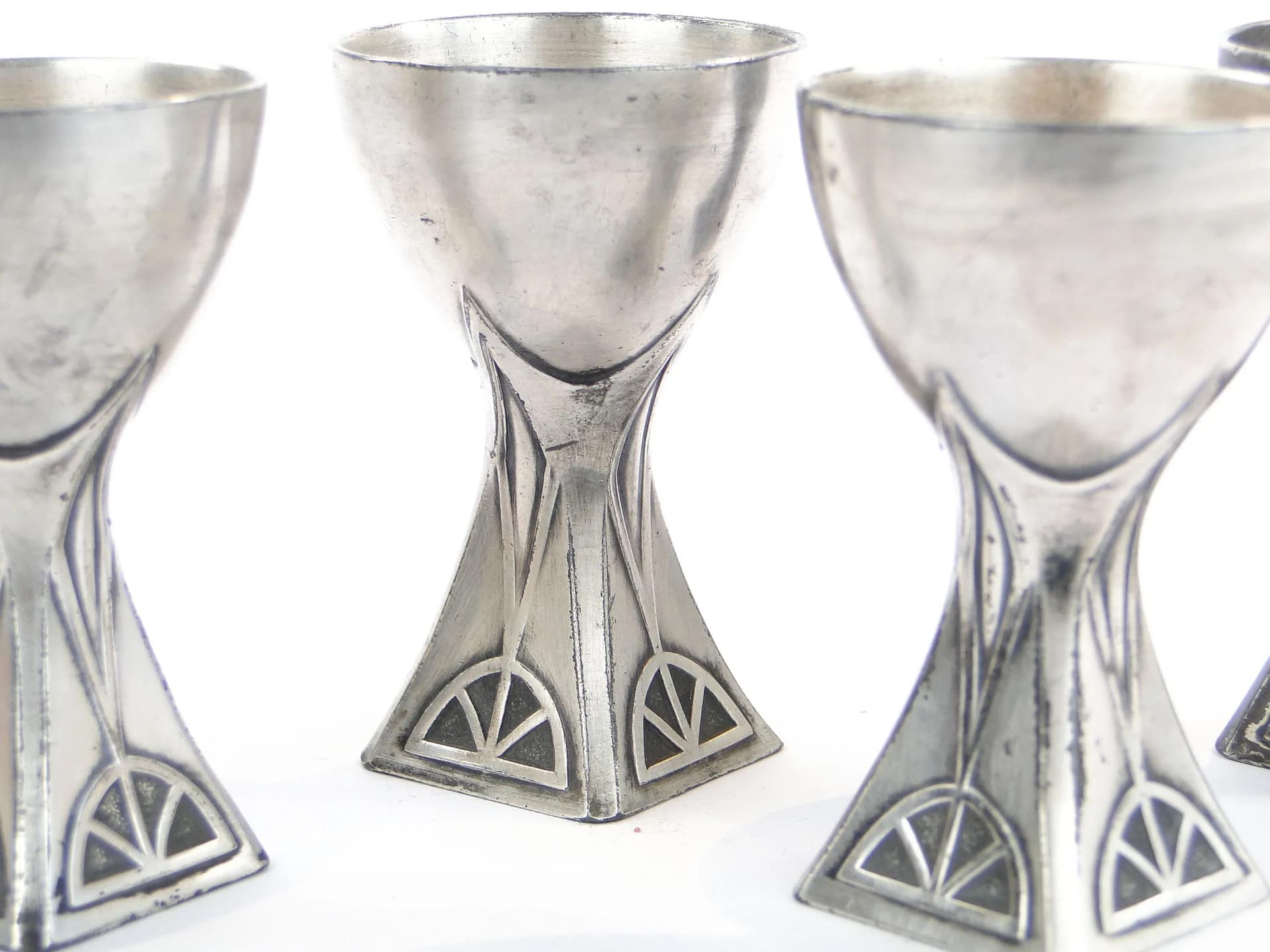 Zestaw czterech kieliszków do jajek, secesja, srebro, WMF, Niemcy, początek XX w. - 27940