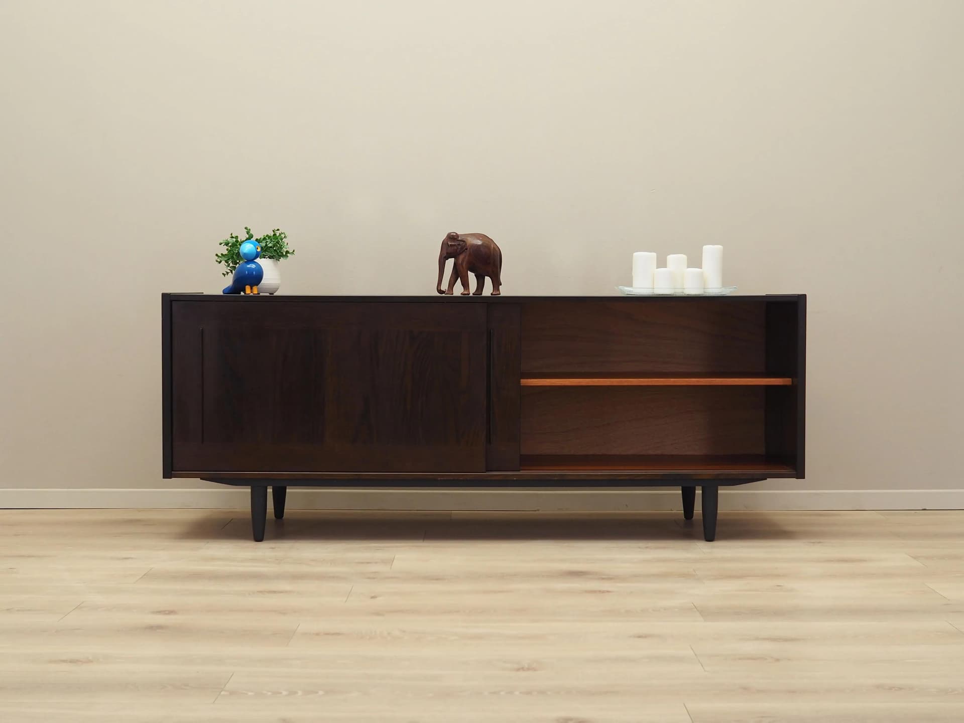 Sideboard, dąb brązowy, Dania, lata 70. - 27786