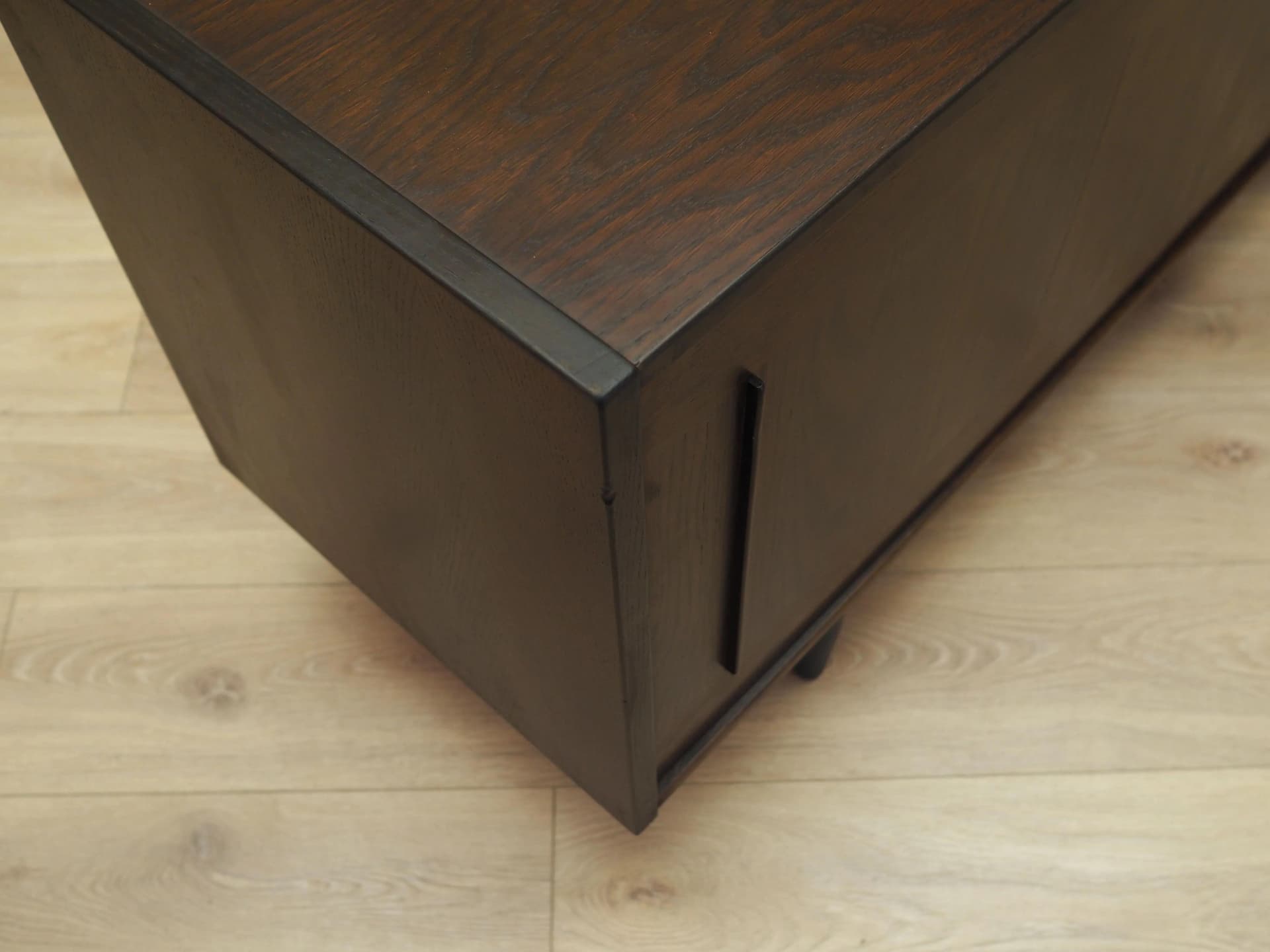 Sideboard, dąb brązowy, Dania, lata 70. - 27791