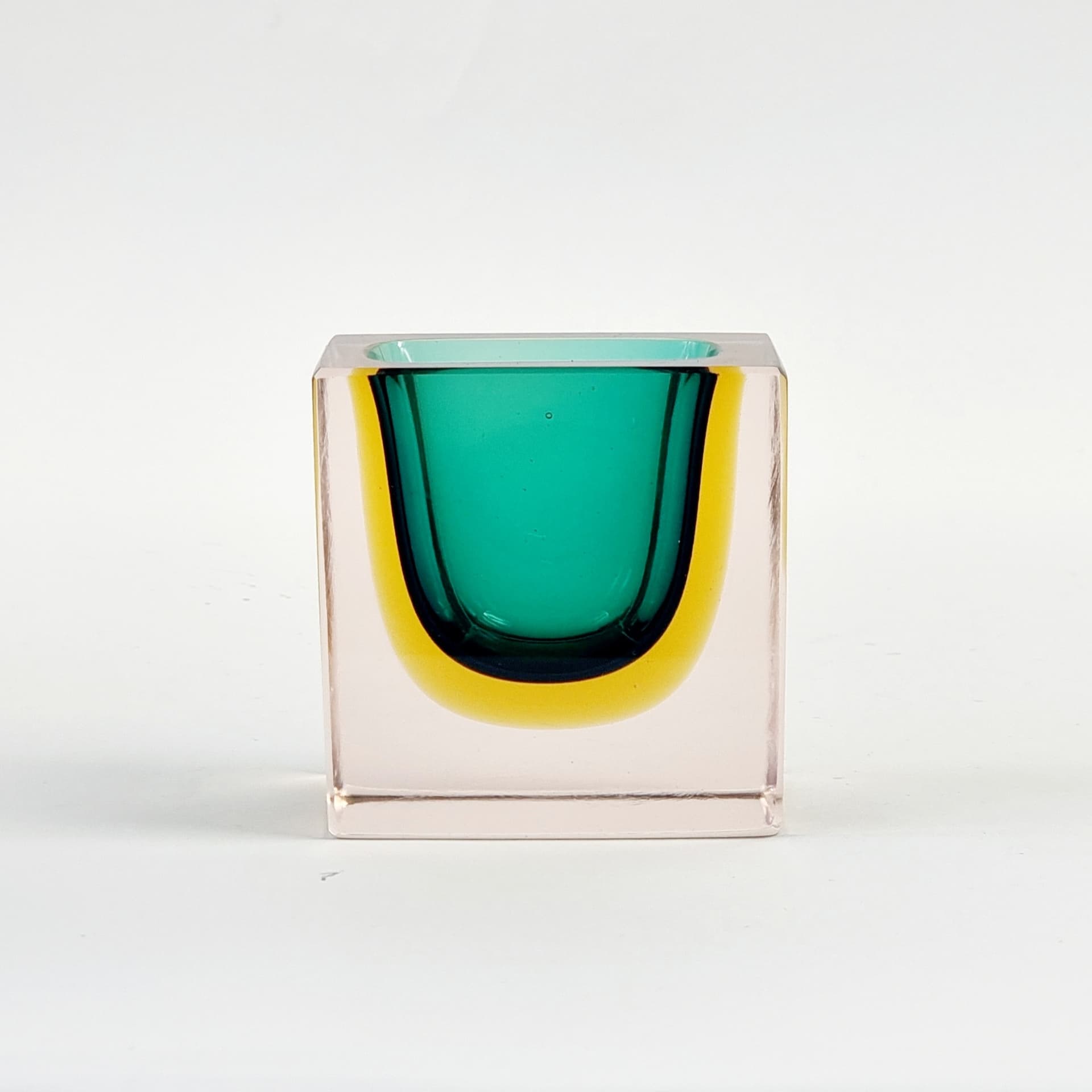 Pair of dishes Sommerso, Murano glass green yellow clear, by F. Poli, Seguso Vetri D'Arte, Italy, 1970s. - 381682