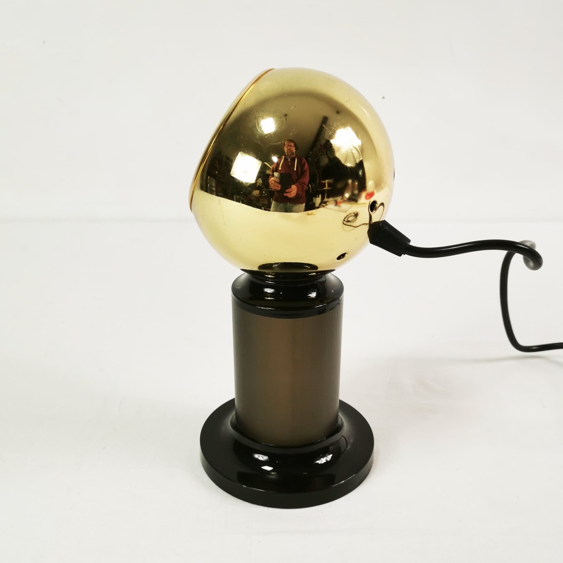 Lampa stołowa Space Age, metal złoty, plastik czarny, Berendsohn, Niemcy, lata 70. - 381705