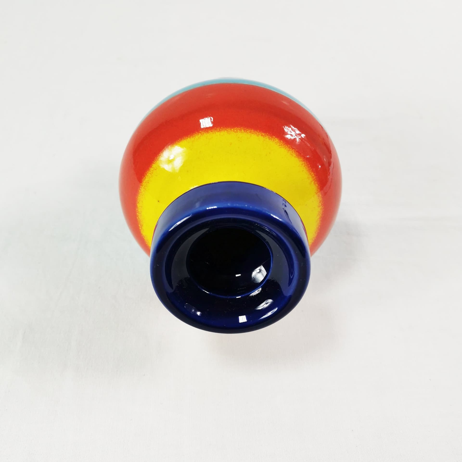 Vase Bauhaus, blue red yellow ceramic, by G. Schmider, Zeller Keramik, Germany, 1950s. - 381734