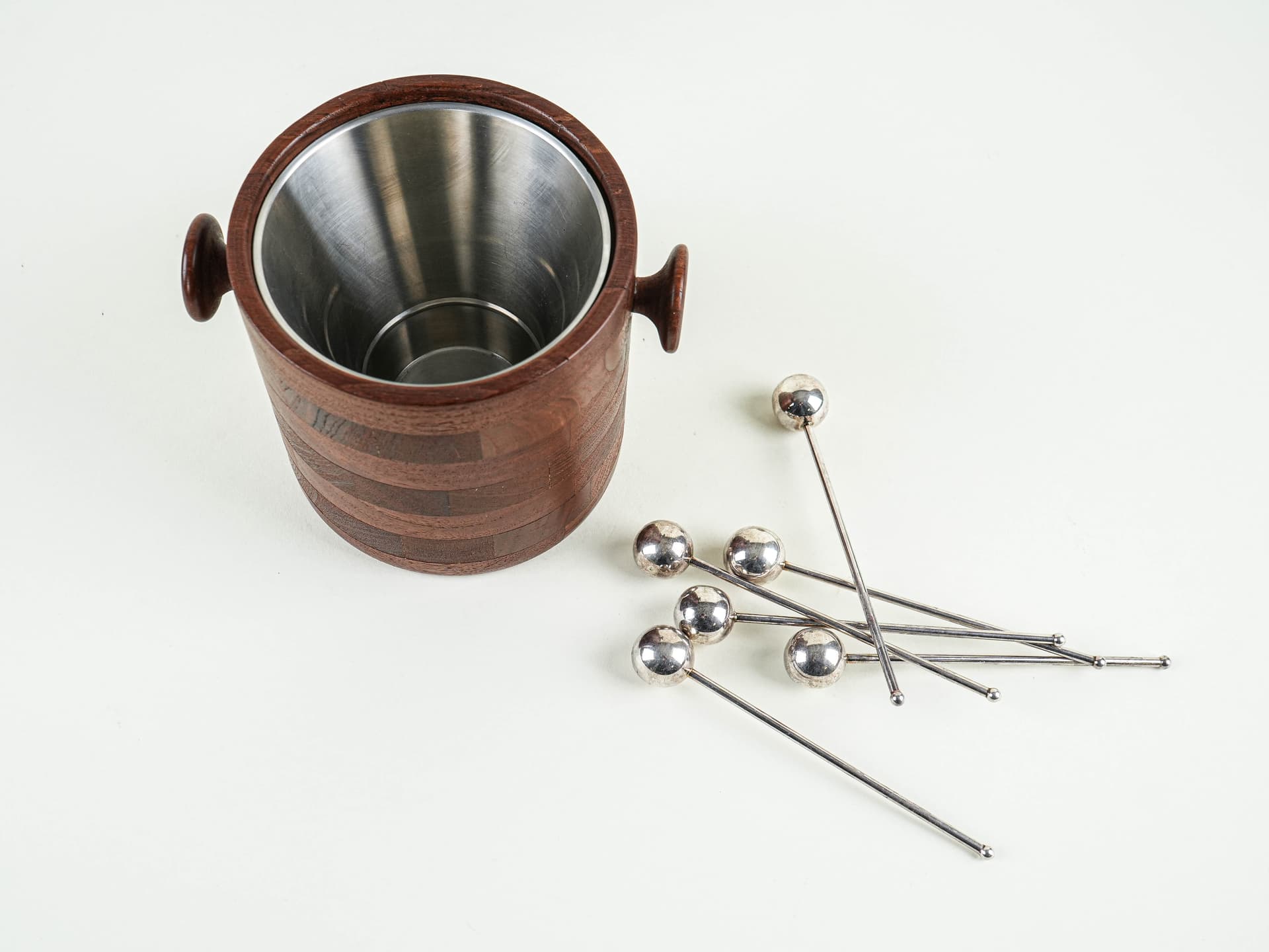 Ice bucket, brown teak, silver stainless steel, Denmark, 1970s. - 382218