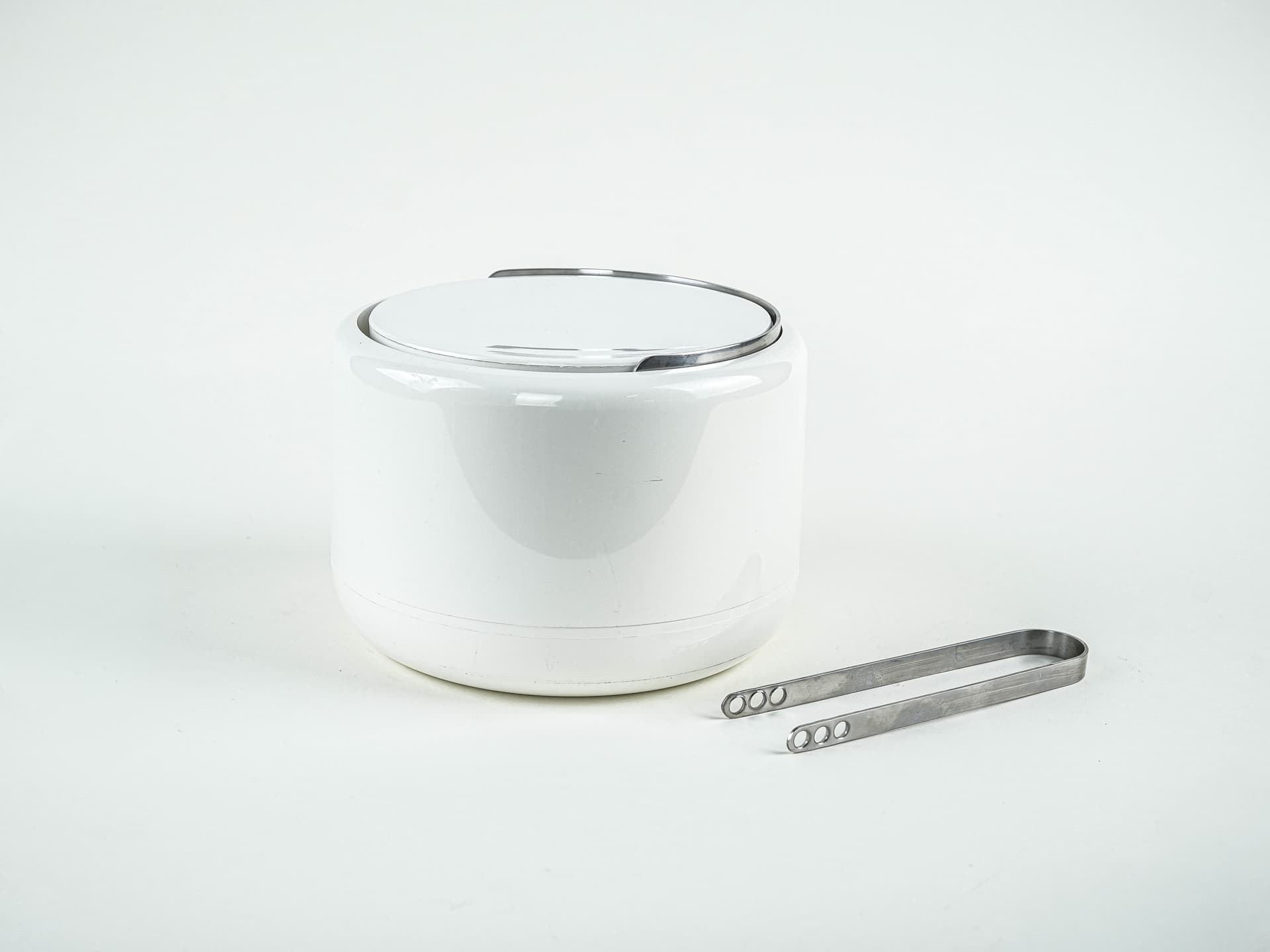 Ice bucket Stelton, white plastic, silver stainless steel, Denmark, 1970s. - 382227