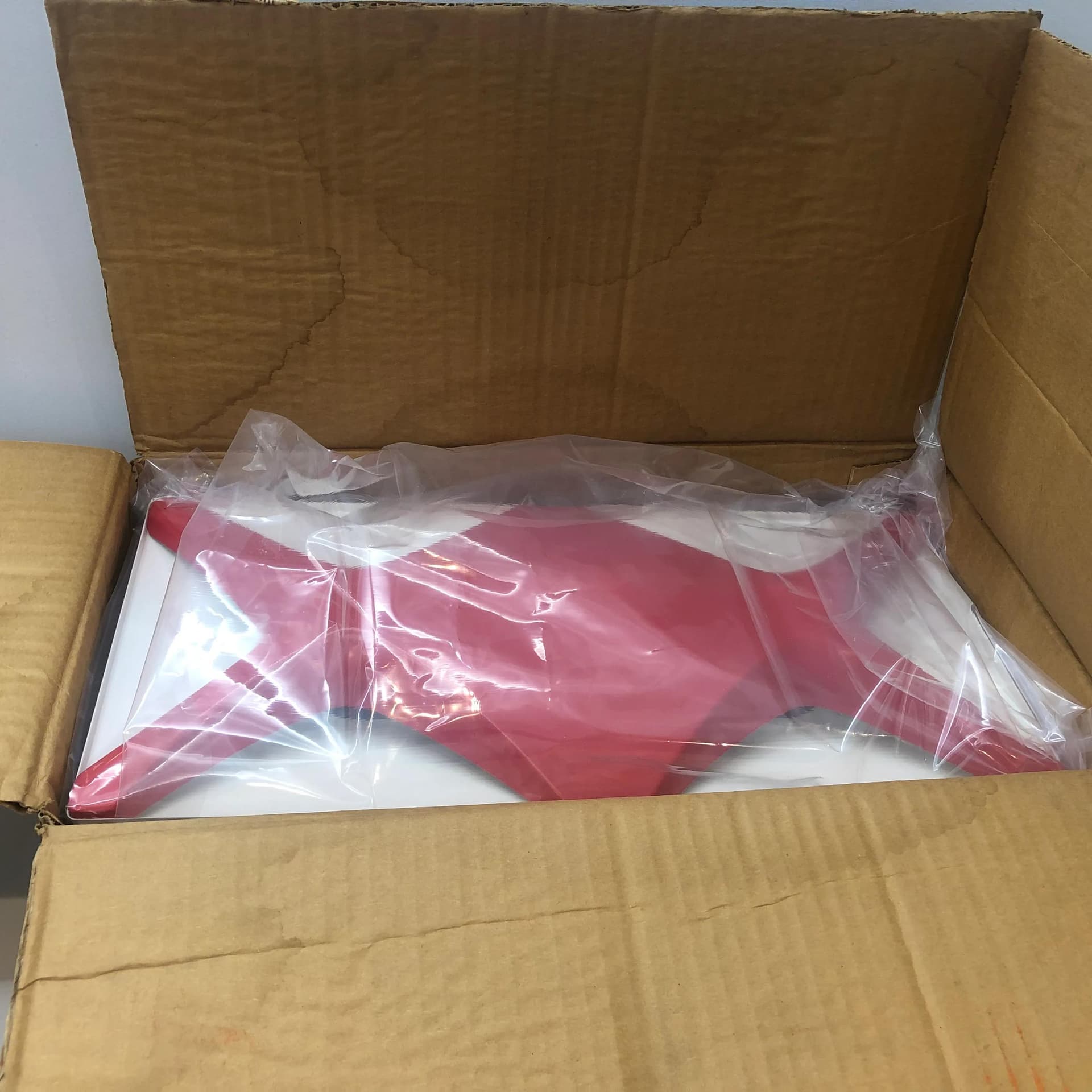 Kinkiet Space Age, czerwony, metal, proj. K. Link, Niemcy, lata 70. - 28106