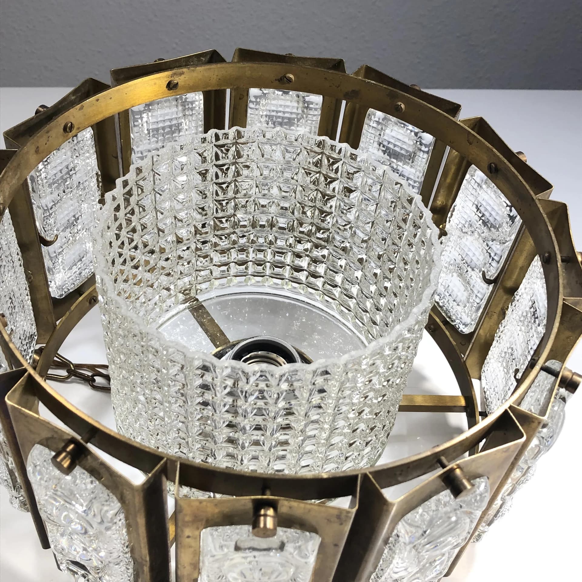 Lampa wisząca, mosiądz złoty, kryształ, Szwecja, lata 60. - 28094